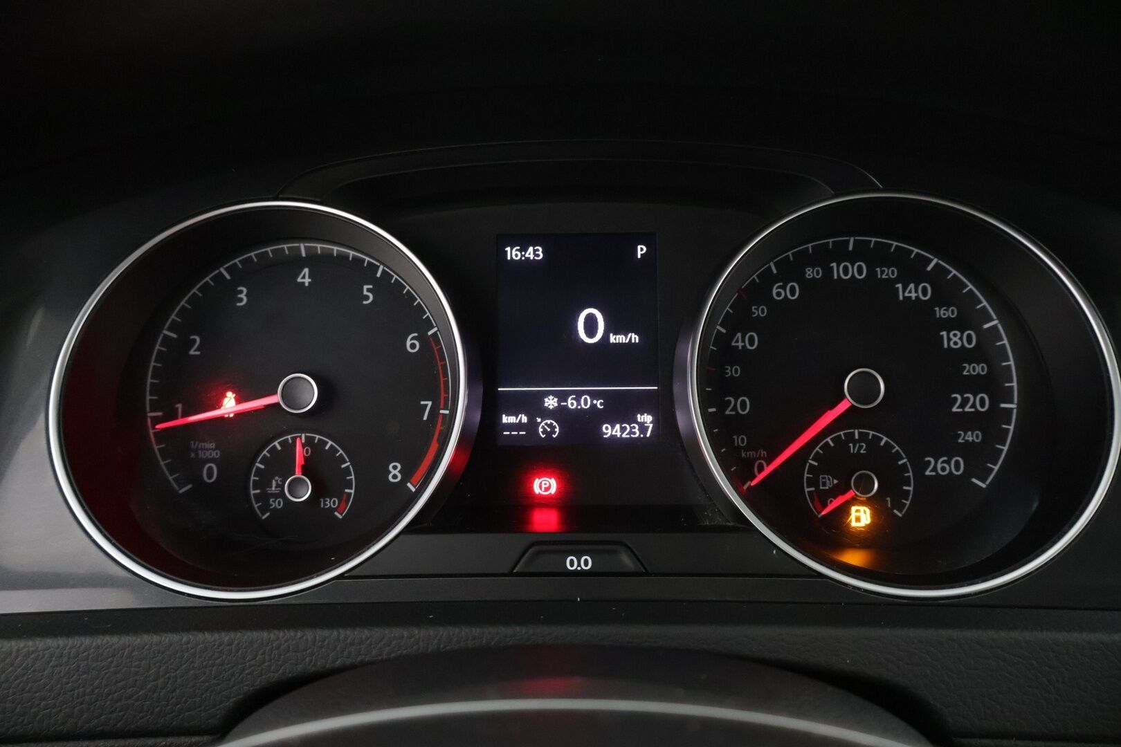 Volkswagen Golf 2017 Variant Comfortline 1,5 TSI EVO 96 kW (130 hv) BLUEMOTION DSG-automaatti **Suomi-auto / ACC / Hierovat istuimet - Suomi-auto / Hierovat etu-istuimet / ACC