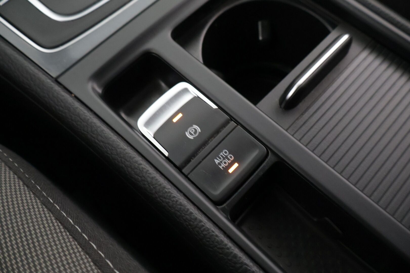 Volkswagen Golf 2017 Variant Comfortline 1,5 TSI EVO 96 kW (130 hv) BLUEMOTION DSG-automaatti **Suomi-auto / ACC / Hierovat istuimet - Suomi-auto / Hierovat etu-istuimet / ACC