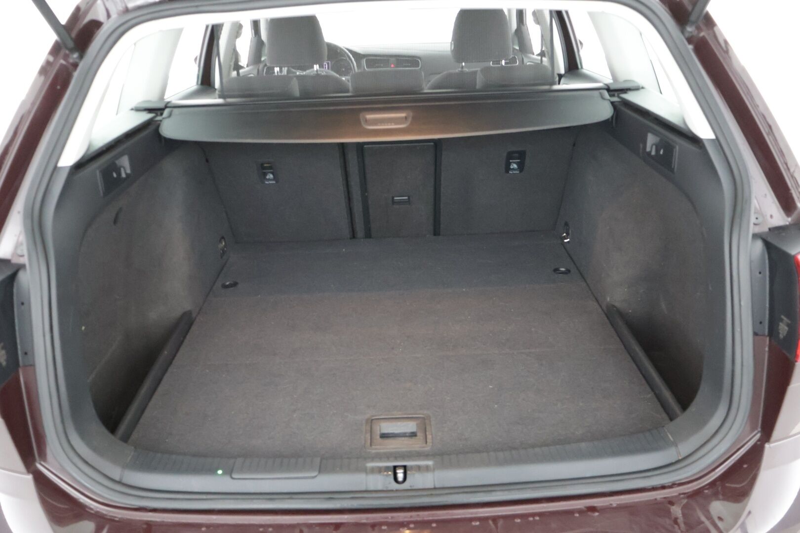 Volkswagen Golf 2017 Variant Comfortline 1,5 TSI EVO 96 kW (130 hv) BLUEMOTION DSG-automaatti **Suomi-auto / ACC / Hierovat istuimet - Suomi-auto / Hierovat etu-istuimet / ACC