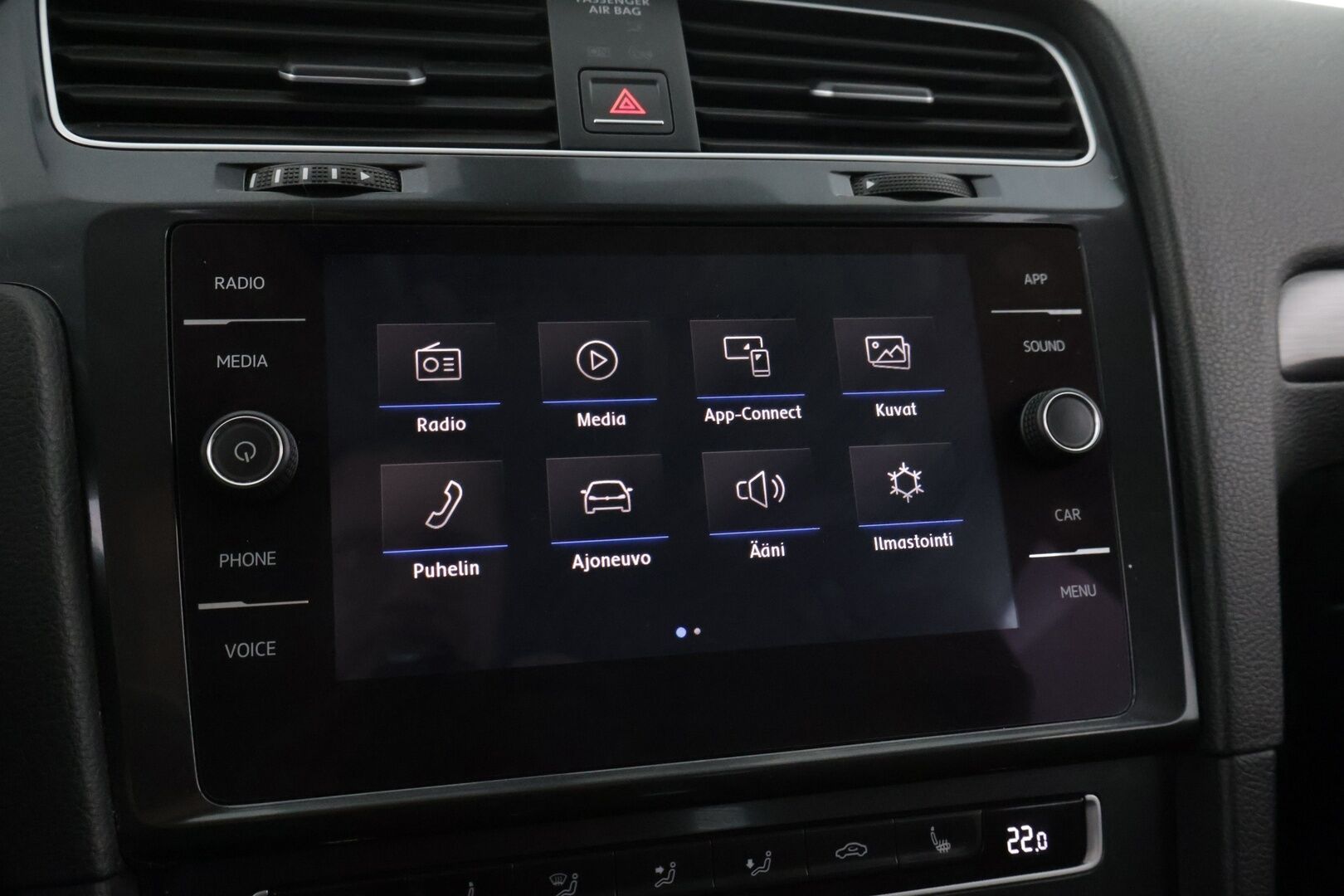 Volkswagen Golf 2017 Variant Comfortline 1,5 TSI EVO 96 kW (130 hv) BLUEMOTION DSG-automaatti **Suomi-auto / ACC / Hierovat istuimet - Suomi-auto / Hierovat etu-istuimet / ACC