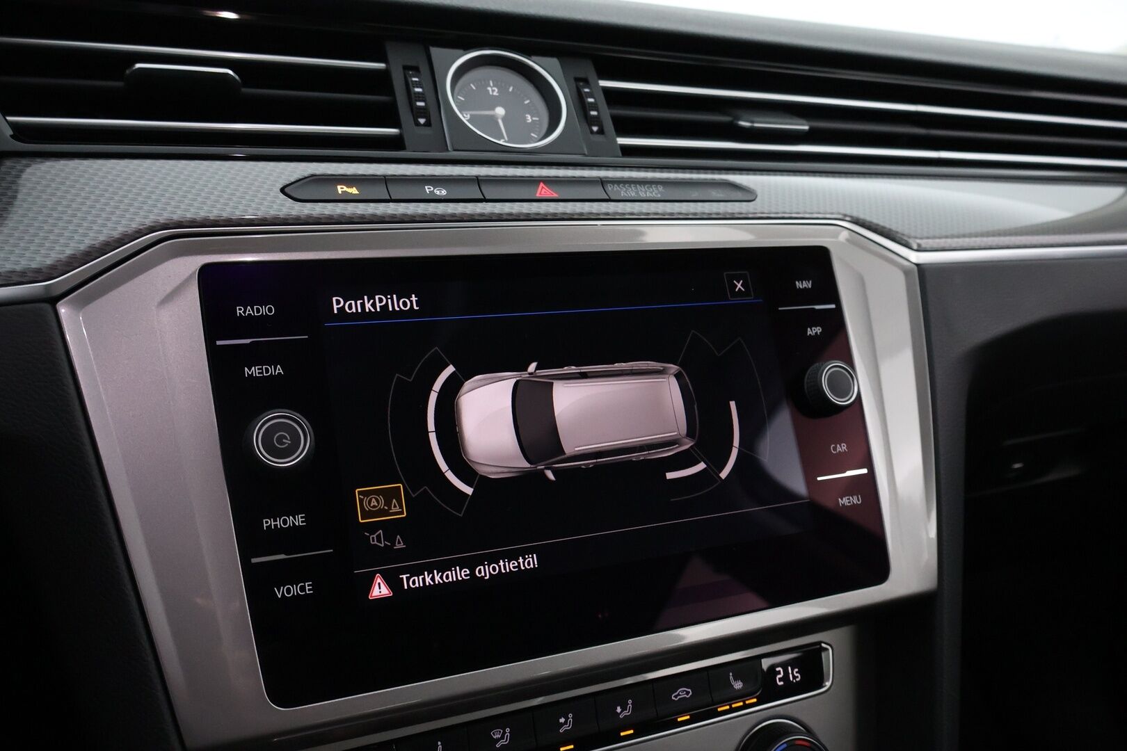 Volkswagen Passat 2018 Variant Alltrack 2,0 TDI 140 kW (190 hv) 4MOTION DSG-automaatti Winter Edition - Webasto / Adapt. Vakkari / Vetokoukku / Sähköluukku / Navi / Suomiauto