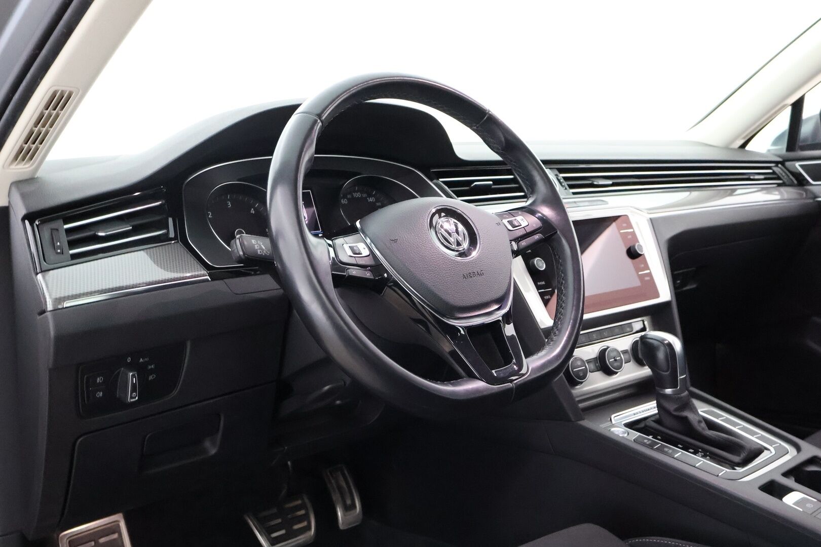 Volkswagen Passat 2018 Variant Alltrack 2,0 TDI 140 kW (190 hv) 4MOTION DSG-automaatti Winter Edition - Webasto / Adapt. Vakkari / Vetokoukku / Sähköluukku / Navi / Suomiauto