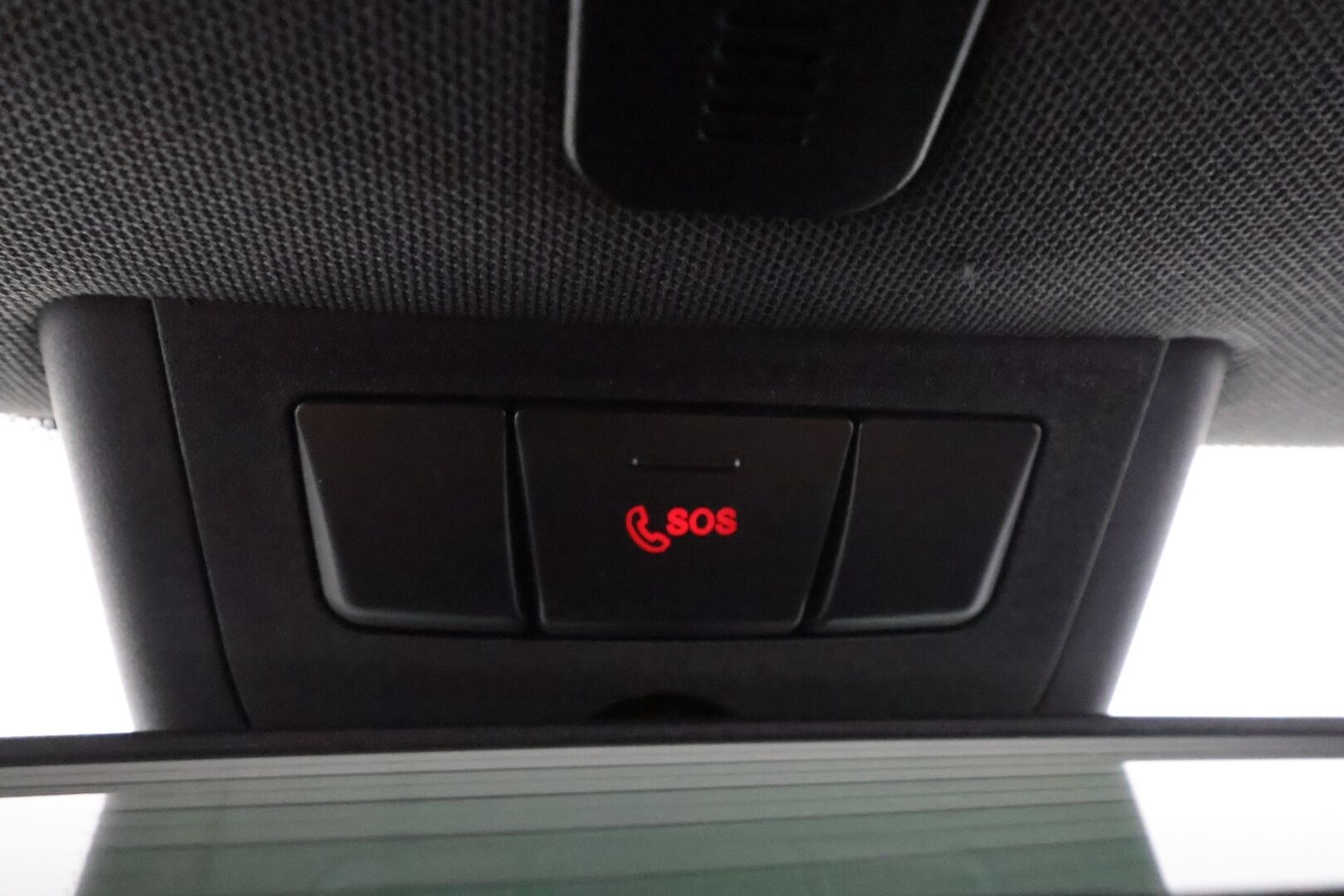 Mercedes-Benz A 2018 180 A Suomi 100 Edition - | Vakkari | Lohko | LED High Performance | P.Kamera | Puolinahat | 1.Om Suomi-auto | Kahdet Renkaat | Merkkihuollettu |