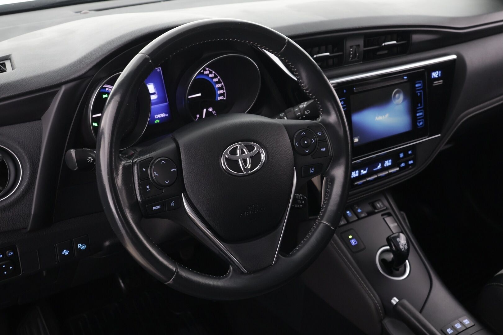 Toyota Auris 2018 Touring Sports 1,8 Hybrid Premium *Peruutuskamera/ Isolla näytöllä/ Vetokoukkutöllä