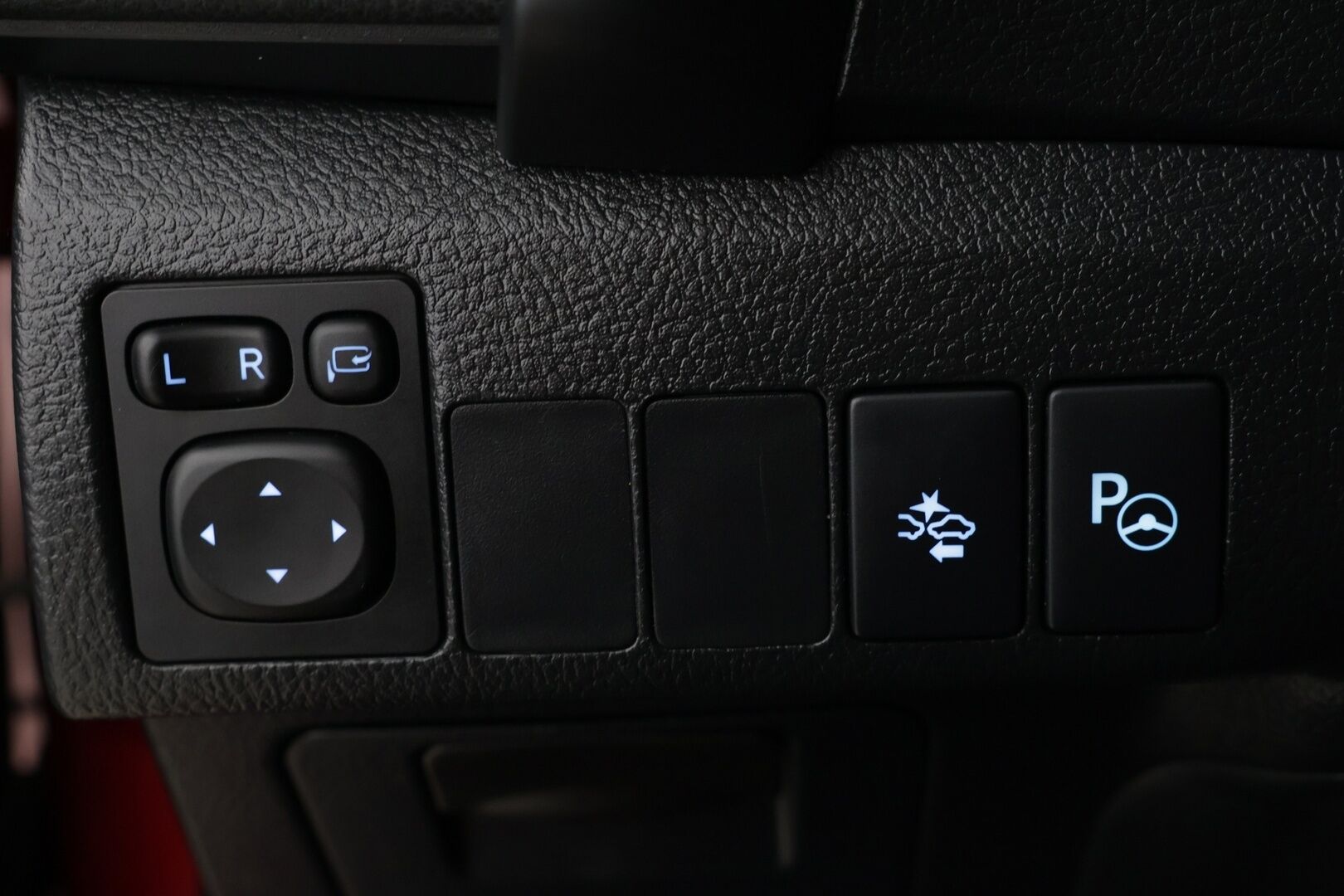 Toyota Auris 2018 Touring Sports 1,8 Hybrid Premium *Peruutuskamera / Isolla näytöllä / Vetokoukku!* - Pieni kulutteinen / Huippusiisti / Kattavasti varusteltu!