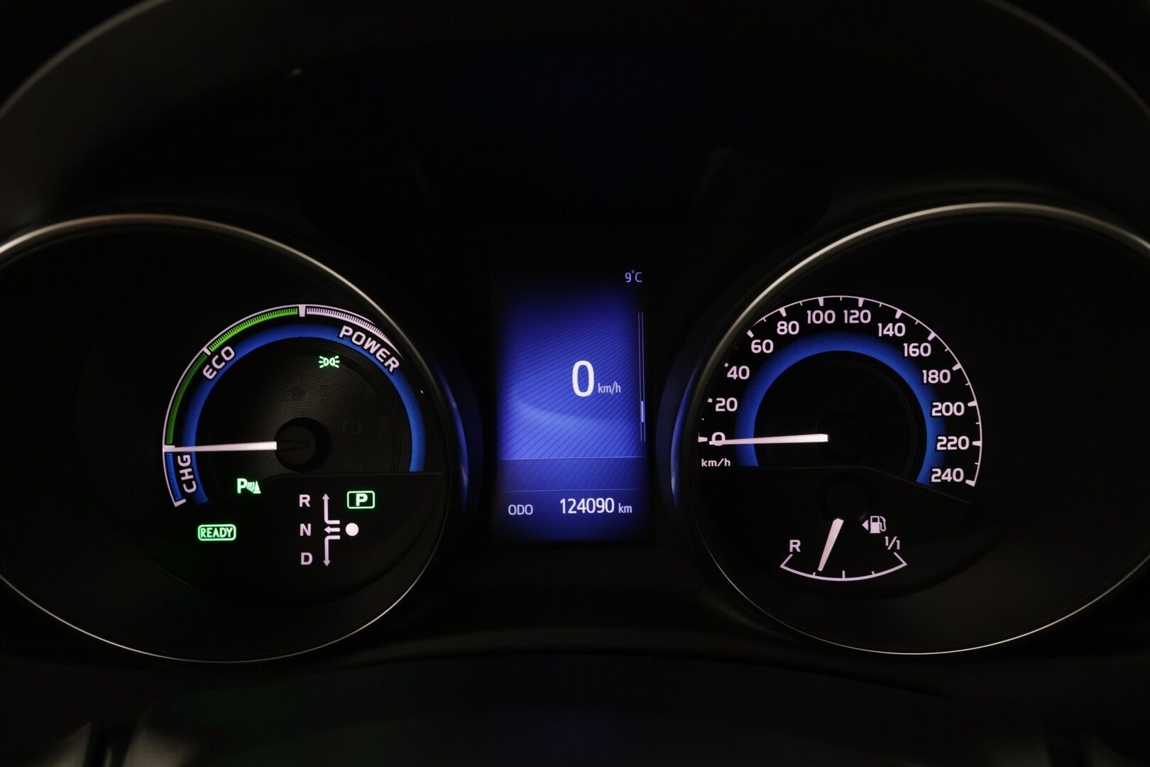 Toyota Auris 2018 Touring Sports 1,8 Hybrid Premium *Peruutuskamera/ Isolla näytöllä/ Vetokoukkutöllä