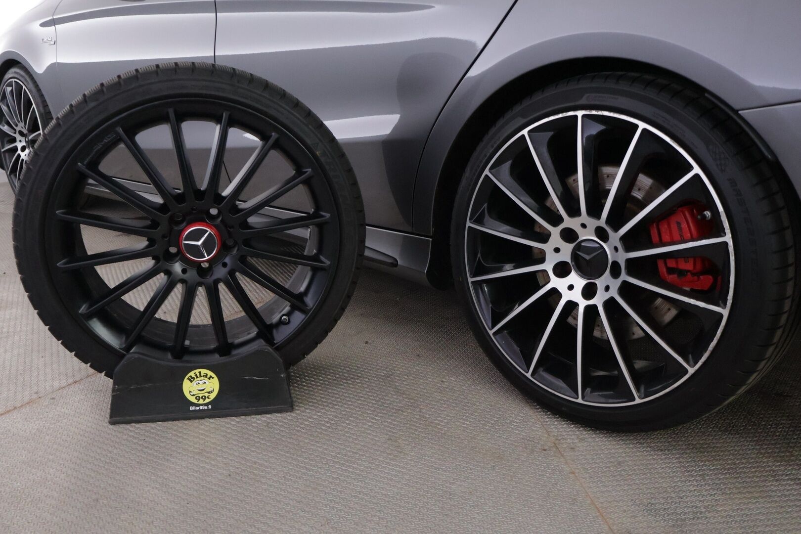 Mercedes-Benz CLA 45 AMG 2016 4MATIC Shooting Brake * H&K / ILS / Panorama / Sport-Putkisto / Navi / Muistit * - *Juuri huollettu / Upea äänimaailma / Kahdet renkaat vanteilla*