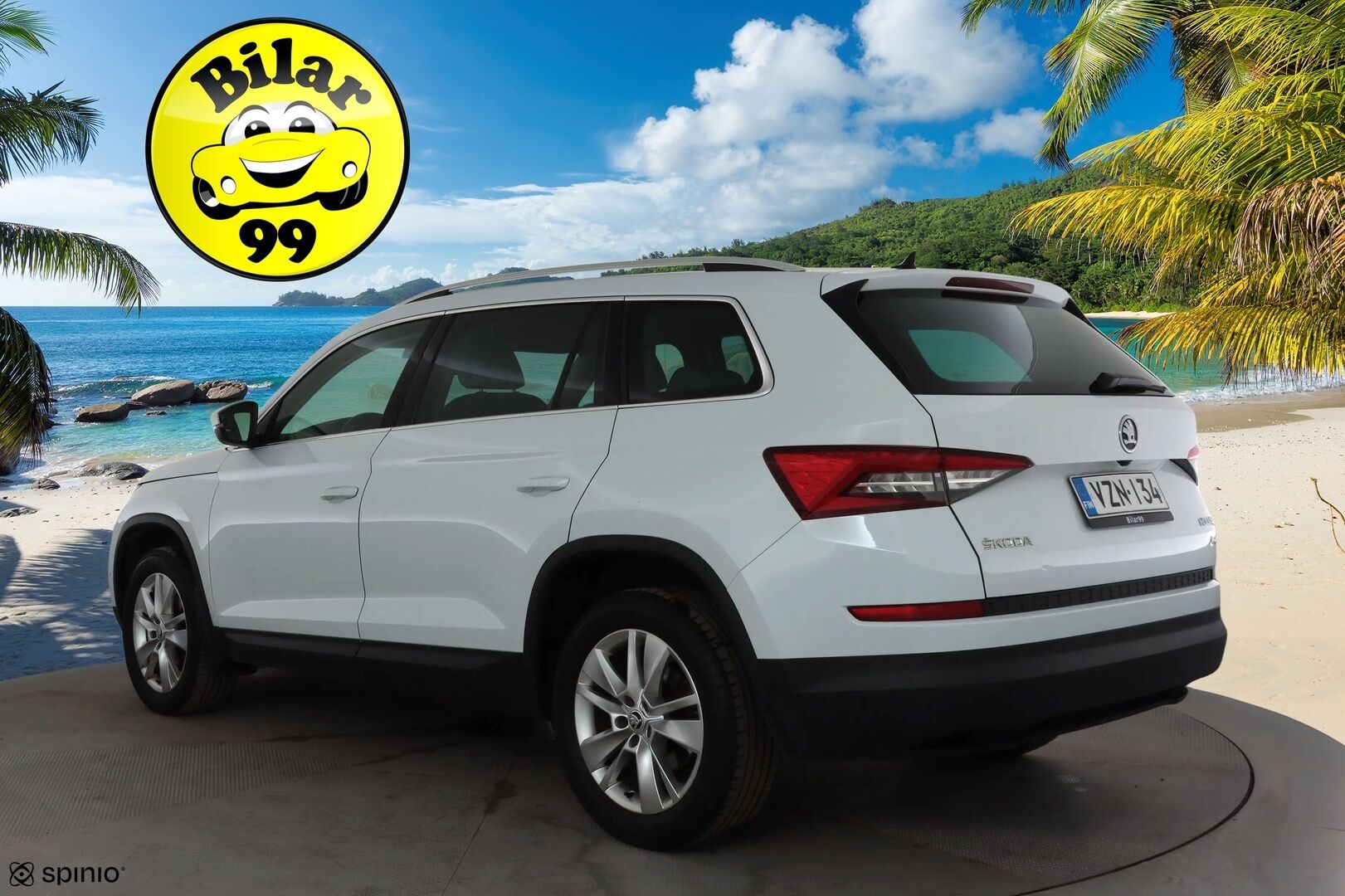 Skoda Kodiaq 2018 1,4 TSI 4x4 Style DSG * Panorama / Webasto / Koukku / ACC / LED / 360 / Canton / Muistipenkit * - Suomi-auto / Kahdet renkaat aluvanteilla