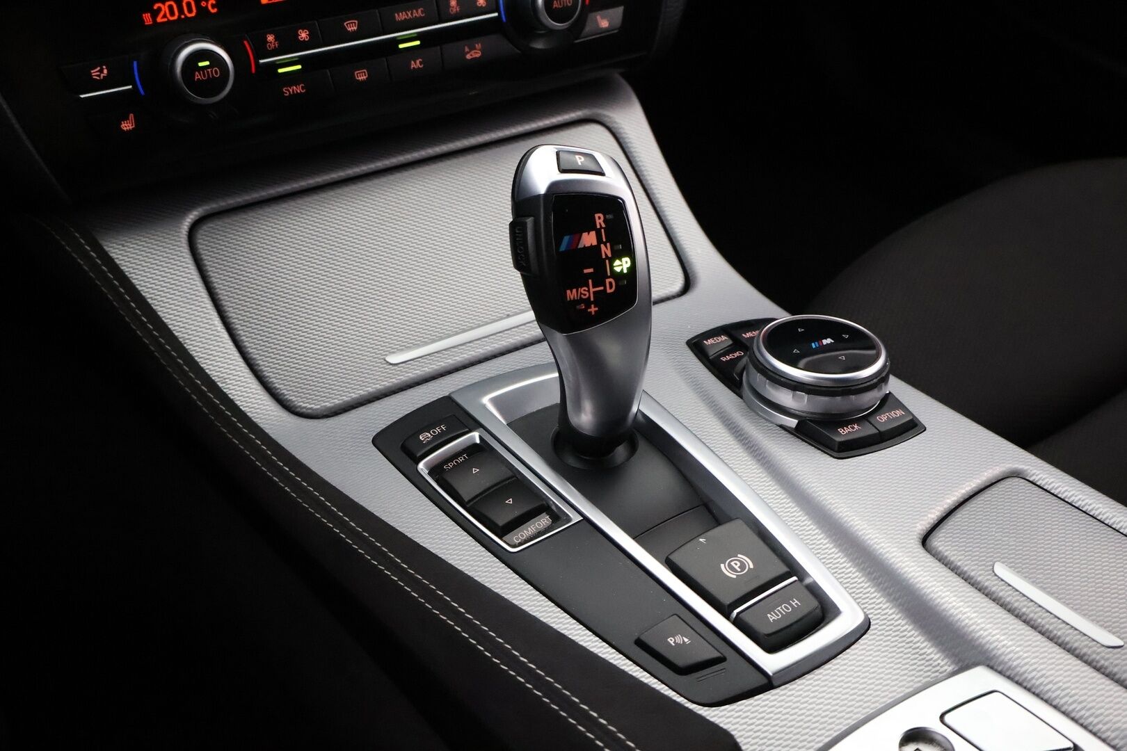 BMW 520 2014 MYYDÄÄN HUUTOKAUPAT.COM *M-sport / Webasto / Harman&kardon / Prof.Navi / Tutkat!* - MYYDÄÄN HUUTOKAUPAT.COM *M-sport / Webasto / Harman&kardon / Prof.Navi / Tutkat!*