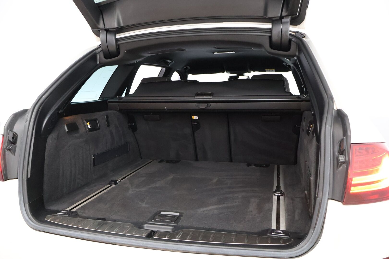 BMW 520 2014 MYYDÄÄN HUUTOKAUPAT.COM *M-sport / Webasto / Harman&kardon / Prof.Navi / Tutkat!* - MYYDÄÄN HUUTOKAUPAT.COM *M-sport / Webasto / Harman&kardon / Prof.Navi / Tutkat!*