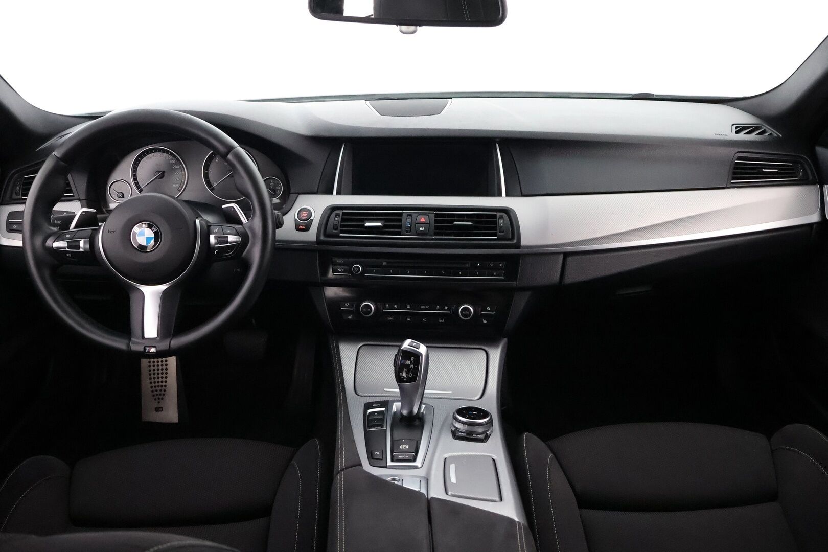 BMW 520 2014 MYYDÄÄN HUUTOKAUPAT.COM *M-sport / Webasto / Harman&kardon / Prof.Navi / Tutkat!* - MYYDÄÄN HUUTOKAUPAT.COM *M-sport / Webasto / Harman&kardon / Prof.Navi / Tutkat!*