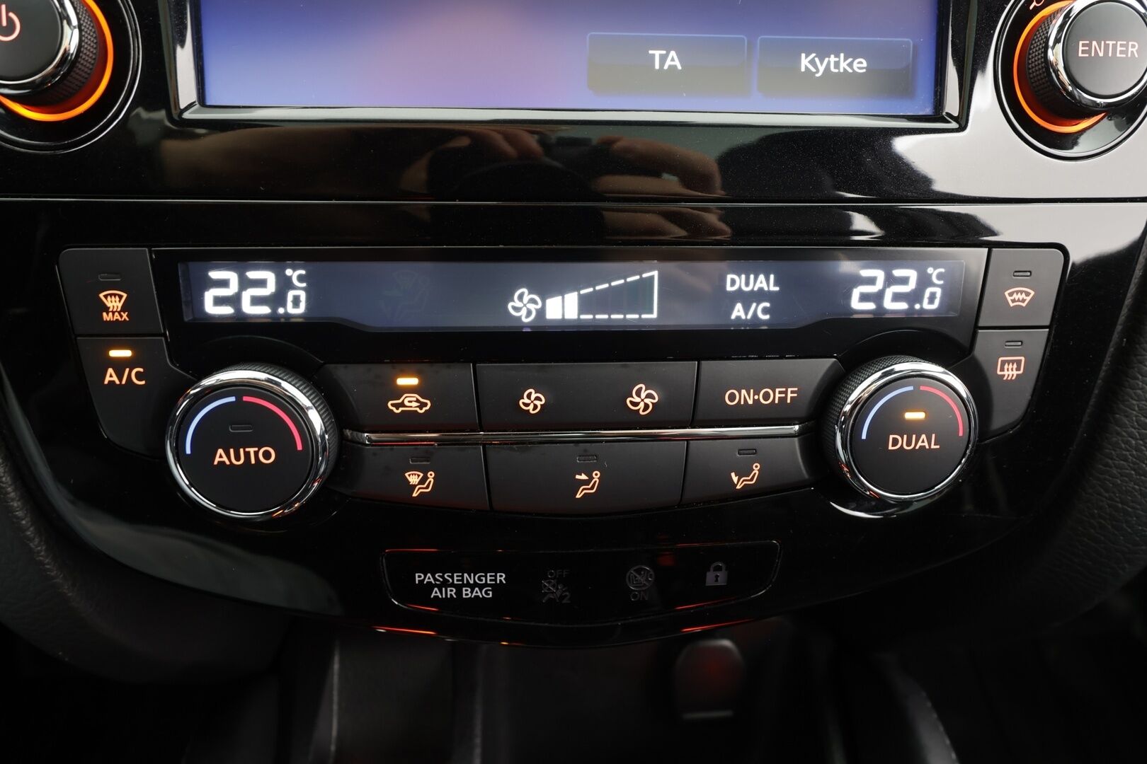 Nissan Qashqai 2018 DIG-T 115 Tekna+ 2WD Xtronic Bose PFEB * Bose / LED / 360° / Lasikatto / Muistipenkki / Navi / Kaistavahti / Keyless * - Suomi-auto / Kahdet renkaat