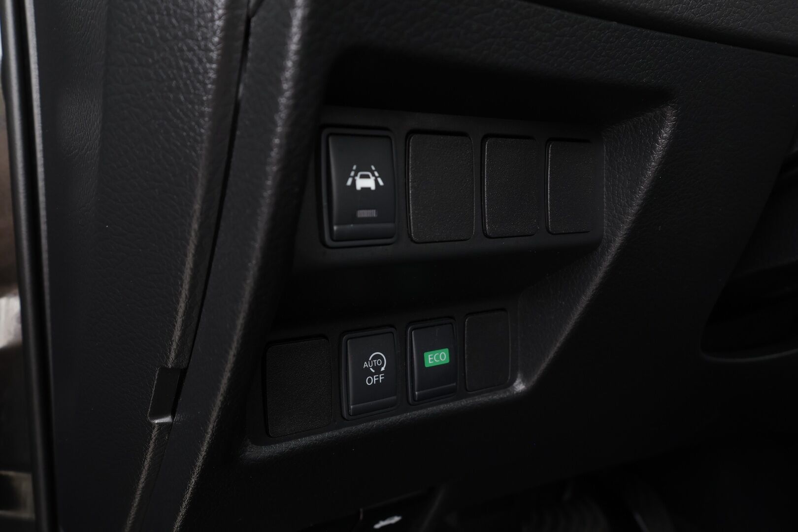 Nissan Qashqai 2018 DIG-T 115 Tekna+ 2WD Xtronic Bose PFEB * Bose / LED / 360° / Lasikatto / Muistipenkki / Navi / Kaistavahti / Keyless * - Suomi-auto / Kahdet renkaat