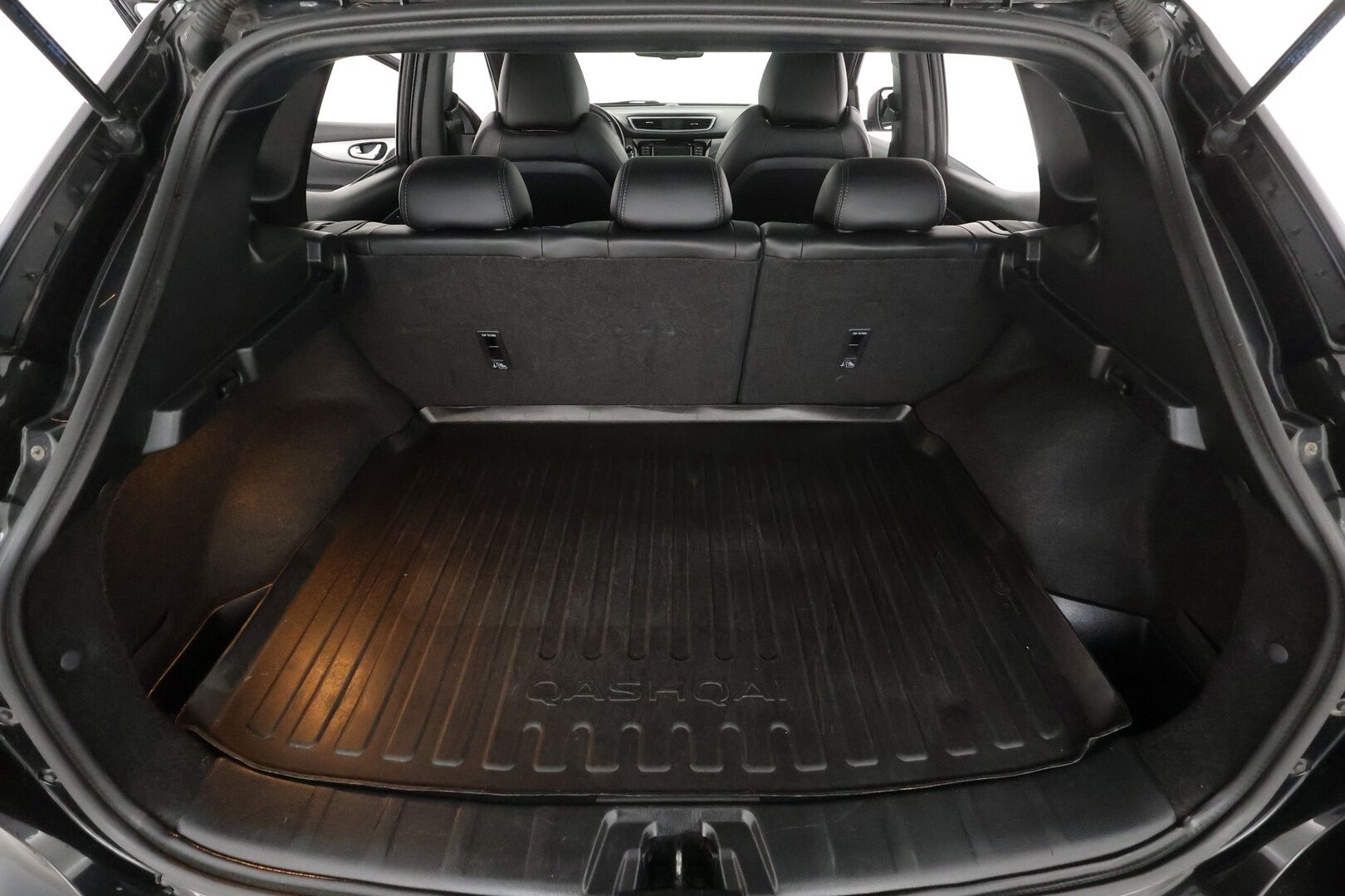 Nissan Qashqai 2018 DIG-T 115 Tekna+ 2WD Xtronic Bose PFEB * Bose / LED / 360° / Lasikatto / Muistipenkki / Navi / Kaistavahti / Keyless * - Suomi-auto / Kahdet renkaat