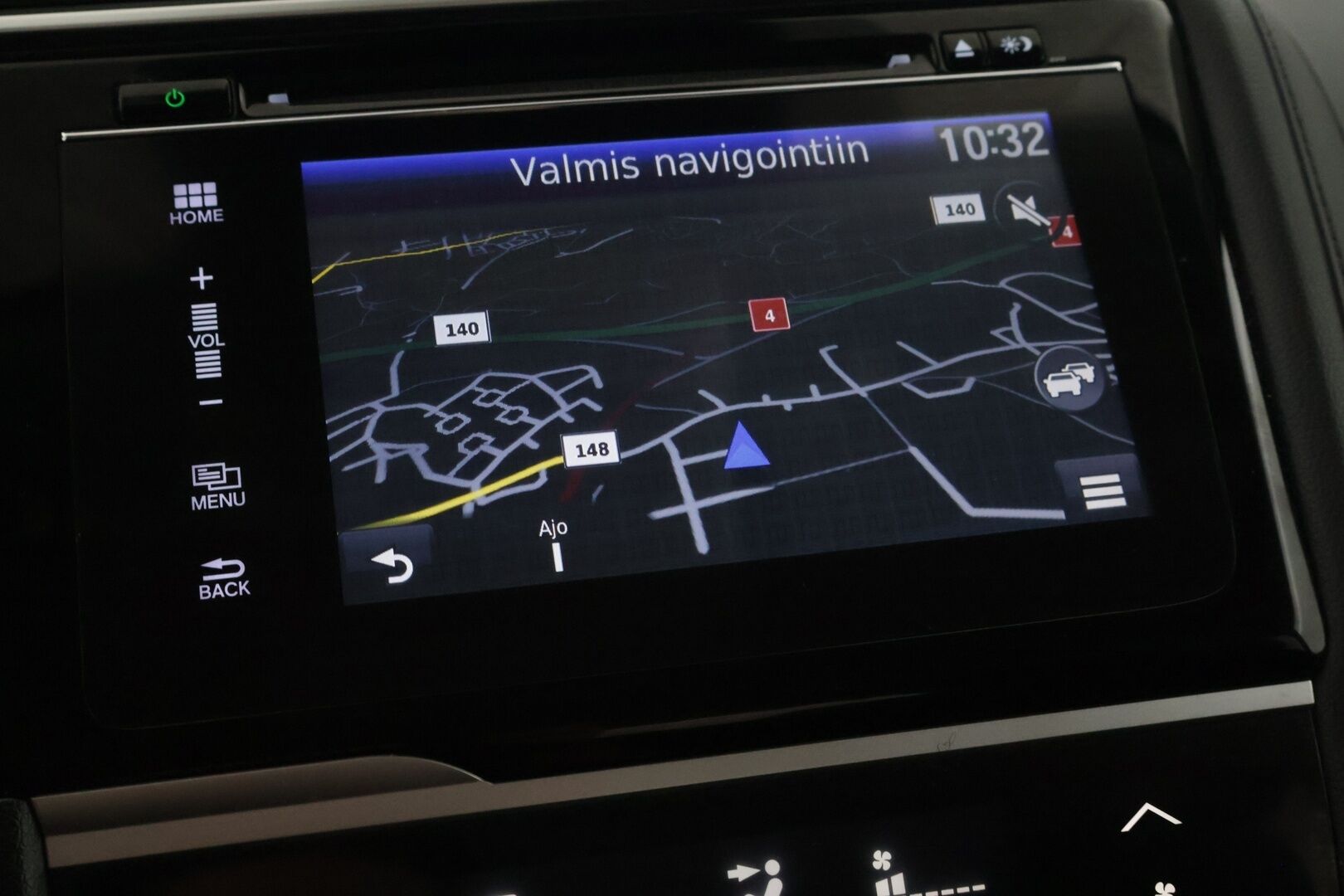 Honda Jazz 2018 5D 1,3 Elegance Navi CVT **Siisti ja vähän ajettu / Kamera / Tutkat / Vakkari** - Kahdet renkaat aluvantein / Tutkat edessä ja takana / Hyvä huoltohistoria