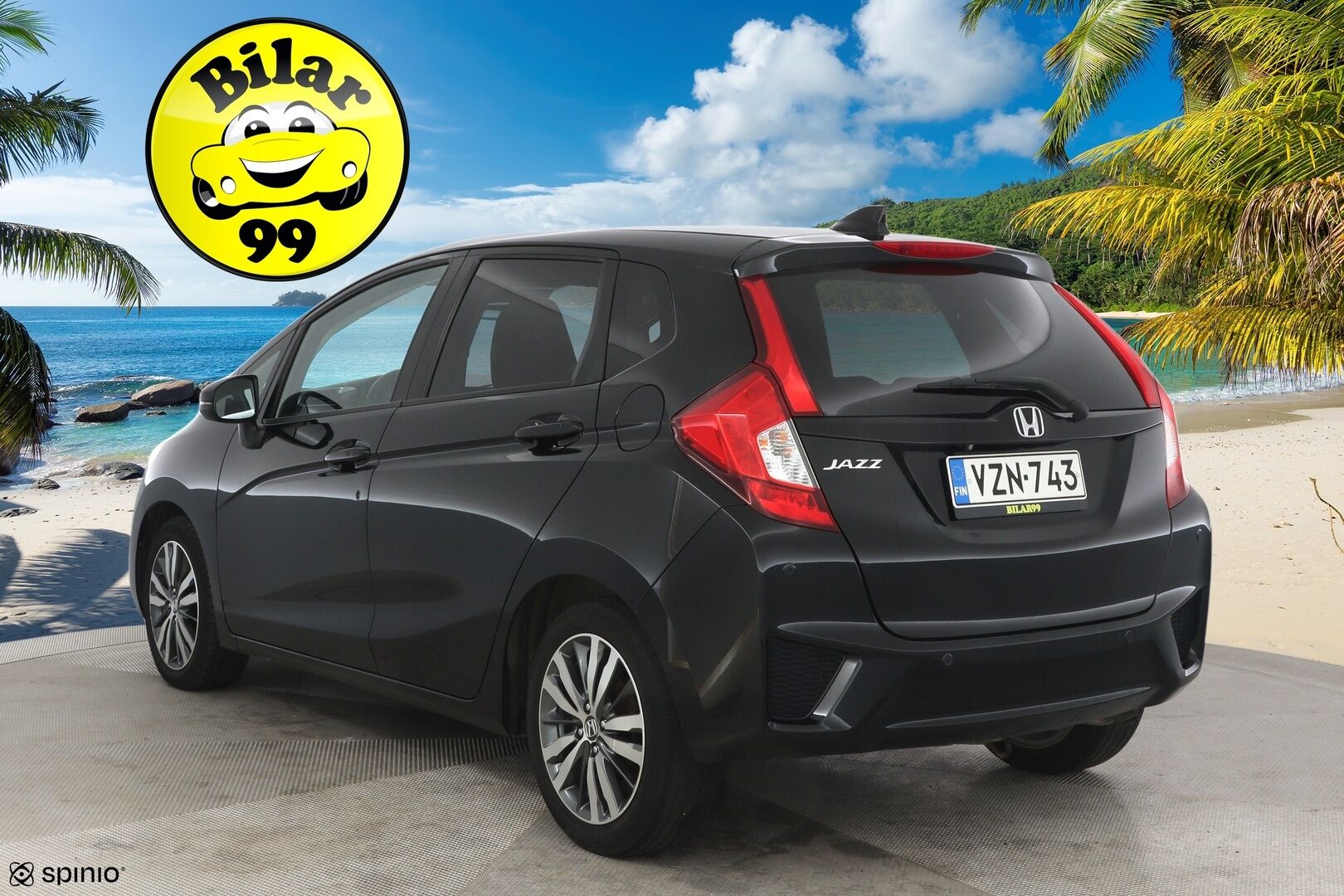 Honda Jazz 2018 5D 1,3 Elegance Navi CVT **Siisti ja vähän ajettu / Kamera / Tutkat / Vakkari** - Kahdet renkaat aluvantein / Tutkat edessä ja takana / Hyvä huoltohistoria