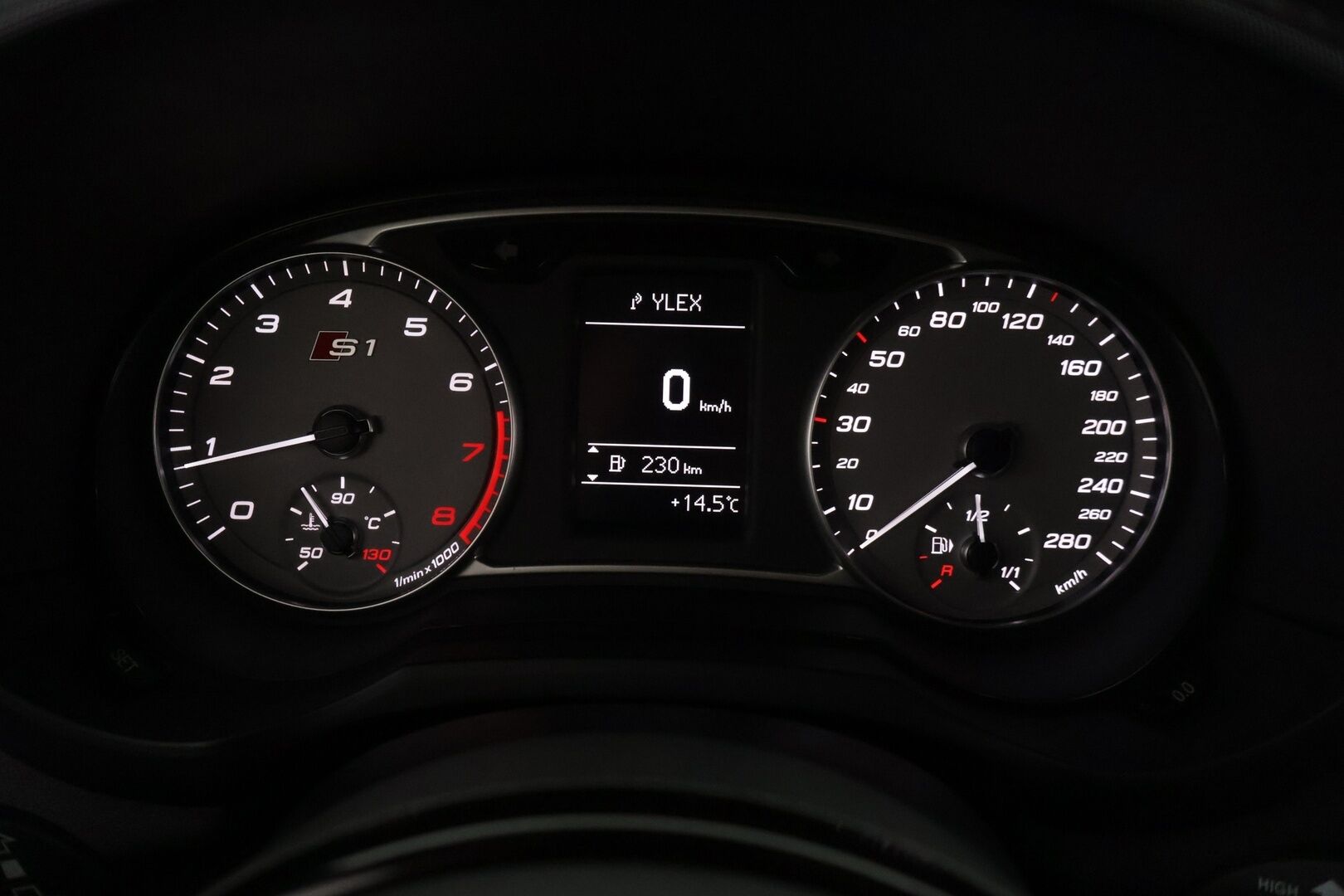 Audi S1 2015 231hv Quattro 2,0 * Bose / Lohko+Sisälämmitin / Nahkasisusta / MMI Plus / Tutkat / Xenon  / Black-Gloss Styling * - *Kahdet renkaat vanteineen / Sähäkkä neliveto* - HULLU BLACKWEEK KORKOTARJOUS 2,49%