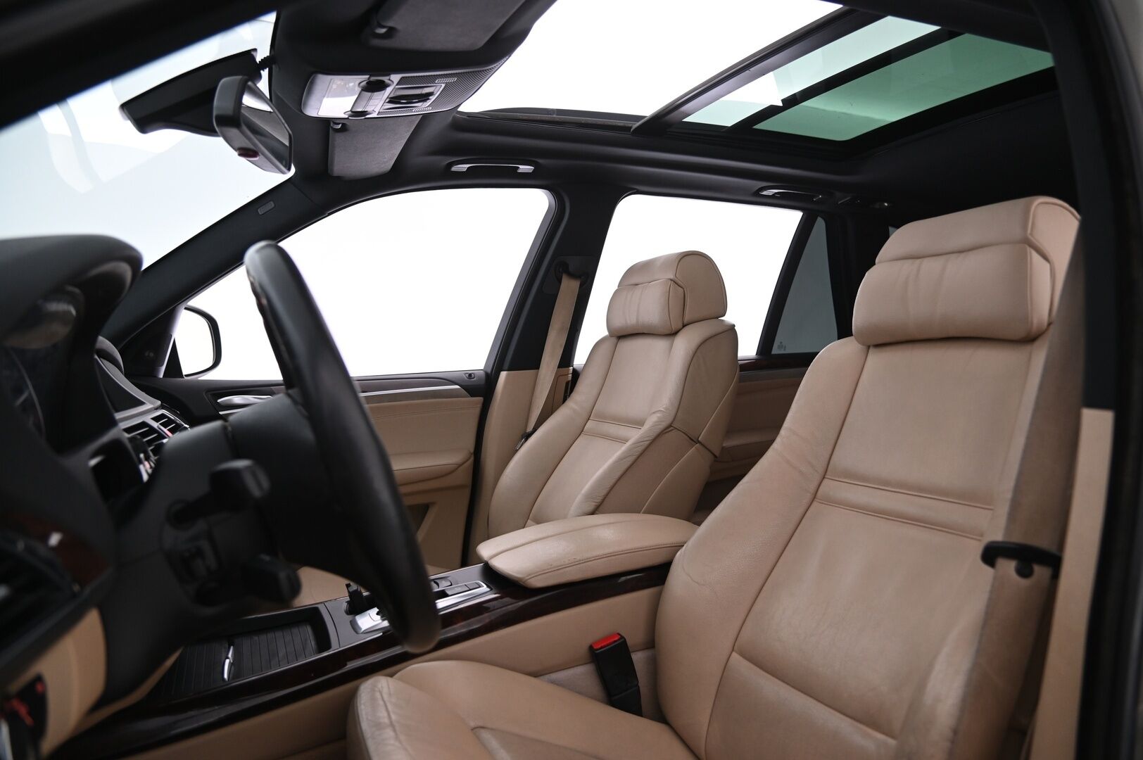 BMW X5 2007 BMW X5 4,8i E70 SAV * MYYDÄÄN HUUTOKAUPAT.COM* - Webasto | Proffanavi | Hifi | Panorama | Adaptive Drive | Xenon | Comfort Muisteilla | Koukku | Juuri Leimattu | MYYDÄÄN HUUTOKAUPAT.COM