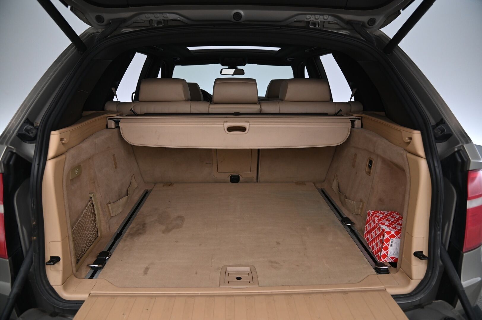BMW X5 2007 BMW X5 4,8i E70 SAV * MYYDÄÄN HUUTOKAUPAT.COM* - Webasto | Proffanavi | Hifi | Panorama | Adaptive Drive | Xenon | Comfort Muisteilla | Koukku | Juuri Leimattu | MYYDÄÄN HUUTOKAUPAT.COM