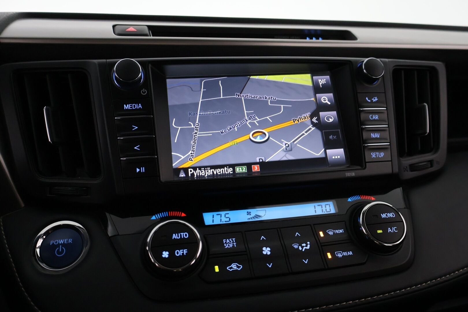 Toyota RAV4 2018 2,5 Hybrid FWD Active - Webasto / Adapt.Vakkari / P.kamera / Vetokoukku / Lohko&Sisä / Lämm.Tuulilasi / Keyless / Navi / Suomiauto