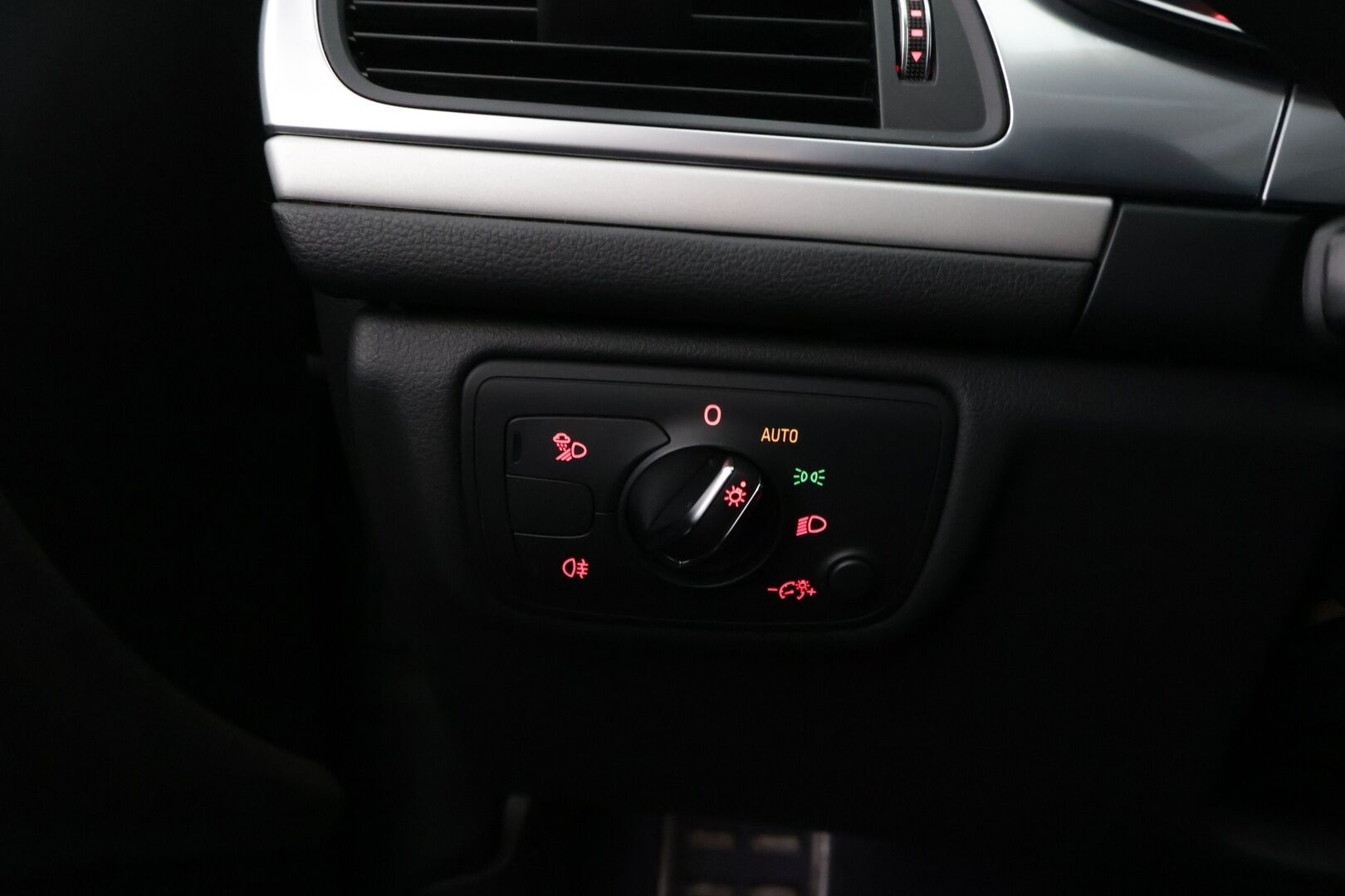 Audi A6 2018 Avant S line Business Sport 2,0 TDI 140 kW quattro S tronic *Ilma-alusta / Adapt Vakkari / Sähkökoukku / SLine* - *Neliveto / Huippuvarusteet / tyylikäs S-Line* 