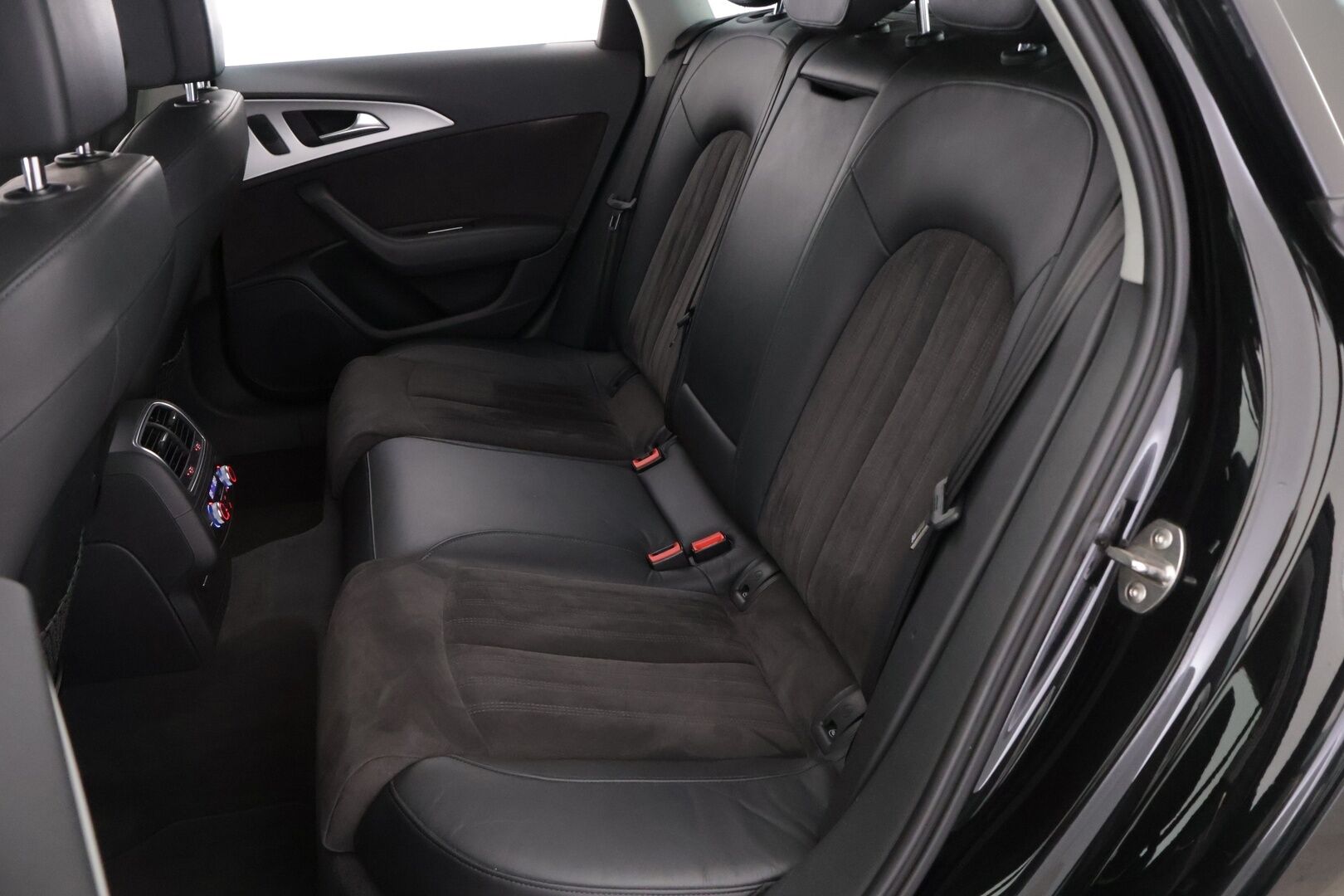 Audi A6 2018 Avant S line Business Sport 2,0 TDI 140 kW quattro S tronic *Ilma-alusta / Adapt Vakkari / Sähkökoukku / SLine* - *Neliveto / Huippuvarusteet / tyylikäs S-Line* 
