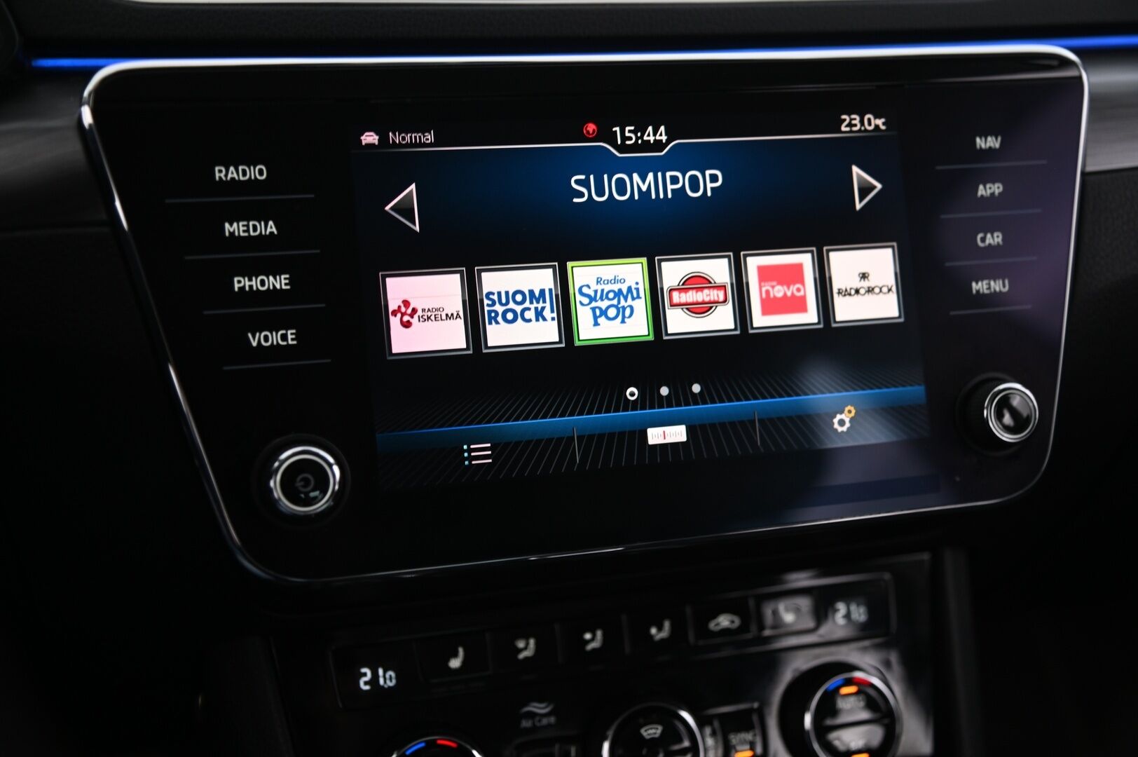 Skoda Superb 2018 2,0 TDI 150 Style BusinessLine DSG Autom. - *Myydään Huutokaupat.com*