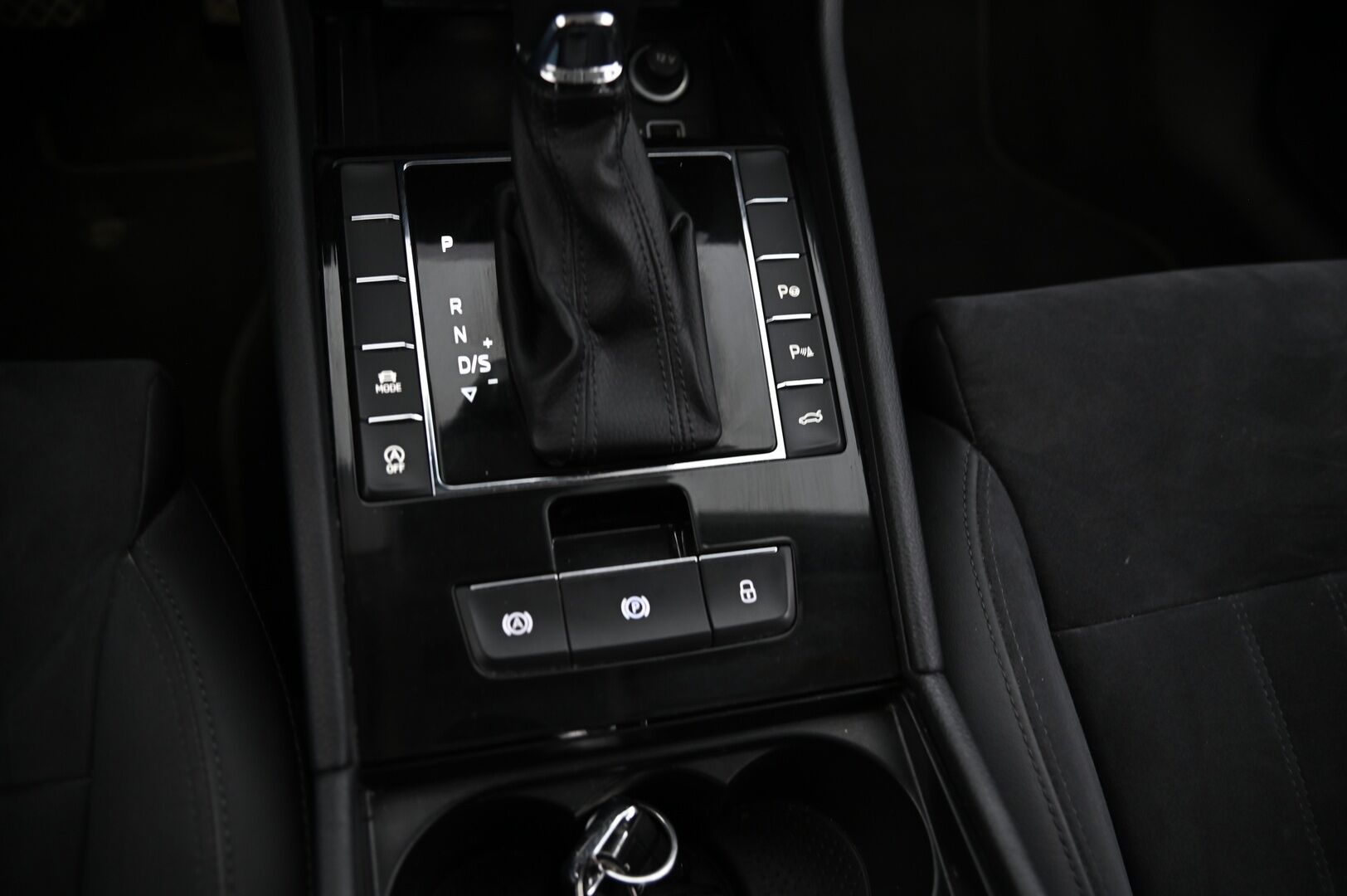 Skoda Superb 2018 2,0 TDI 150 Style BusinessLine DSG Autom. - *Myydään Huutokaupat.com*