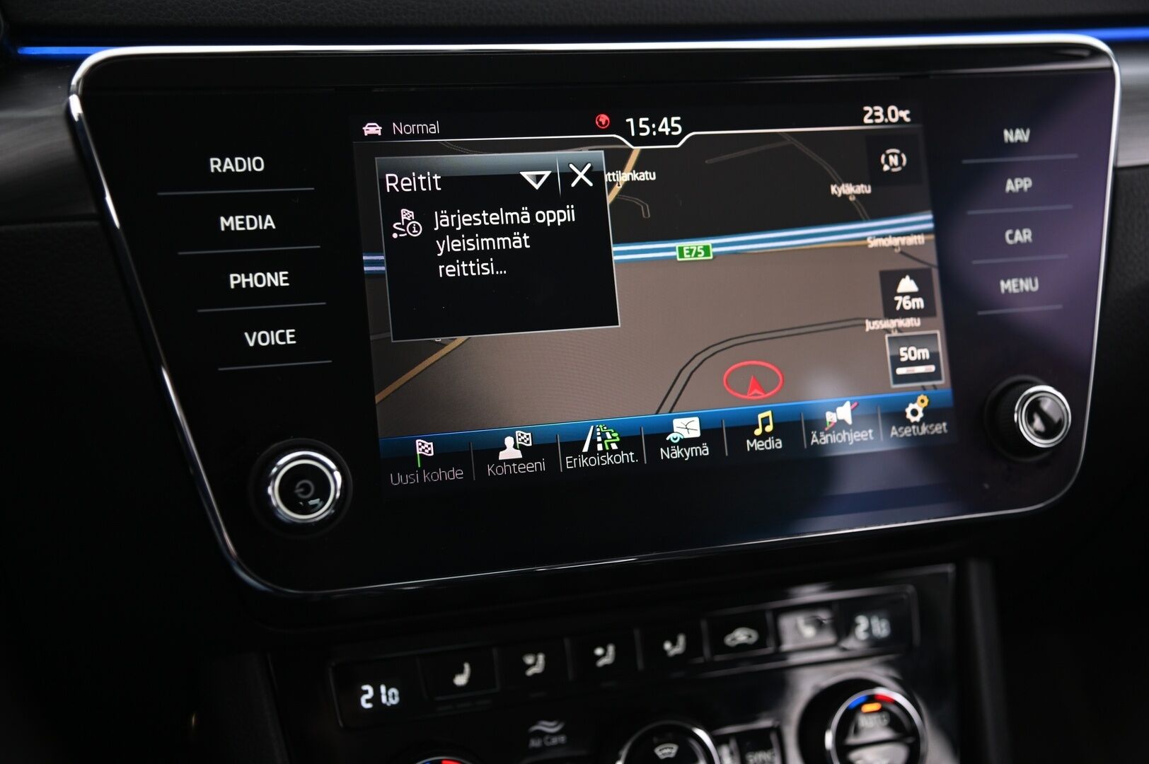 Skoda Superb 2018 2,0 TDI 150 Style BusinessLine DSG Autom. - *Myydään Huutokaupat.com*