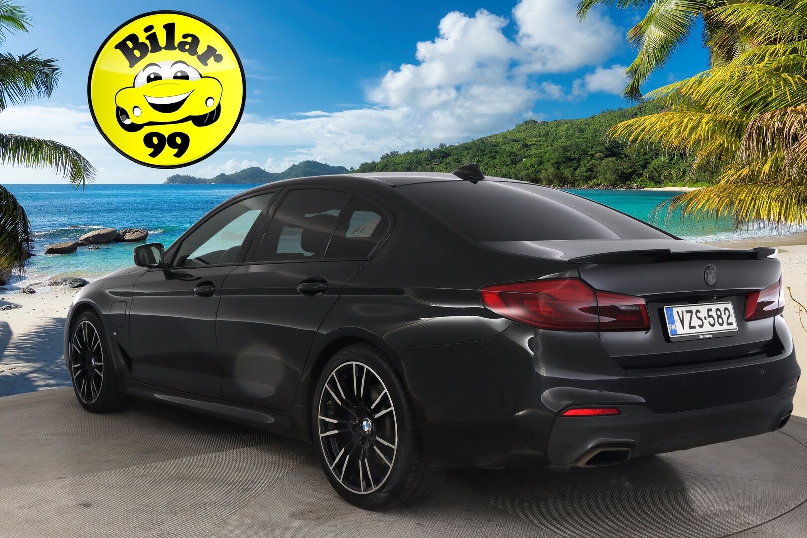 BMW 530 2018 G30 Sedan M-Sport*Hifit / Kattoluukku / Myydään Huutokaupat.com* - *Myydään Huutokaupat.com /2x renkaat & alut*