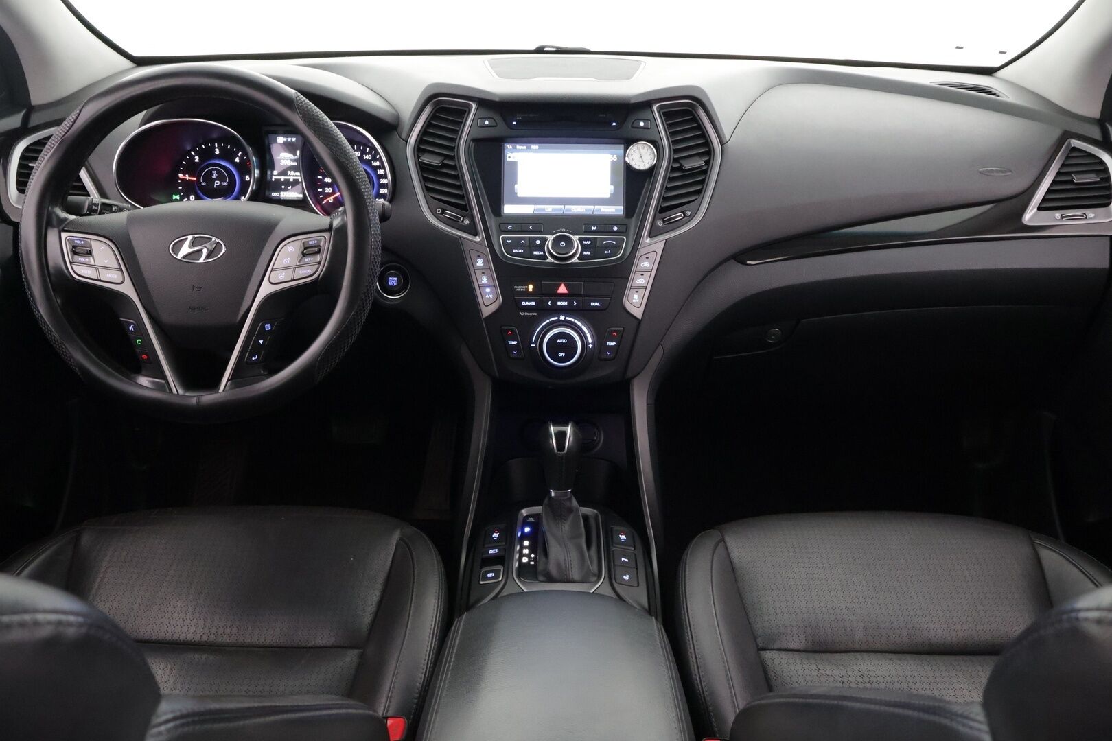 Hyundai Grand Santa Fe 2015 4WD 2,2 CRDi 145kW 6AT Premium 7-paikkainen - ** Vakkari / Muistipenkki / Nahat / Panorama / Koukku / 7-p **