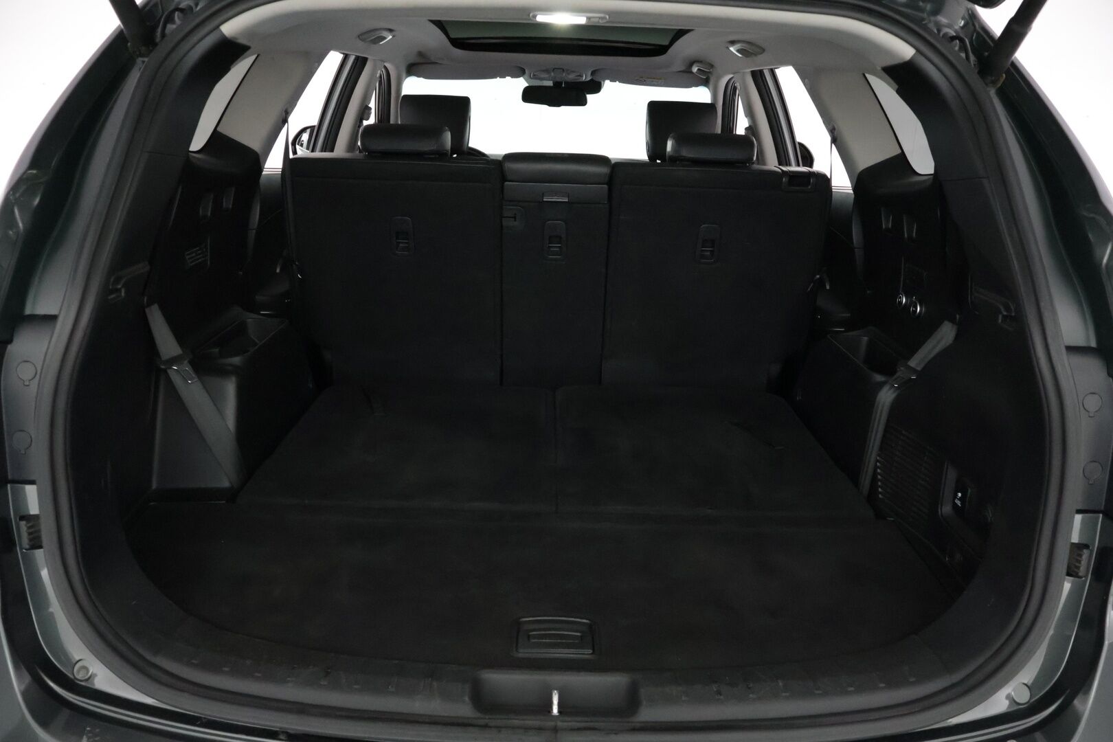 Hyundai Grand Santa Fe 2015 4WD 2,2 CRDi 145kW 6AT Premium 7-paikkainen - ** Vakkari / Muistipenkki / Nahat / Panorama / Koukku / 7-p **