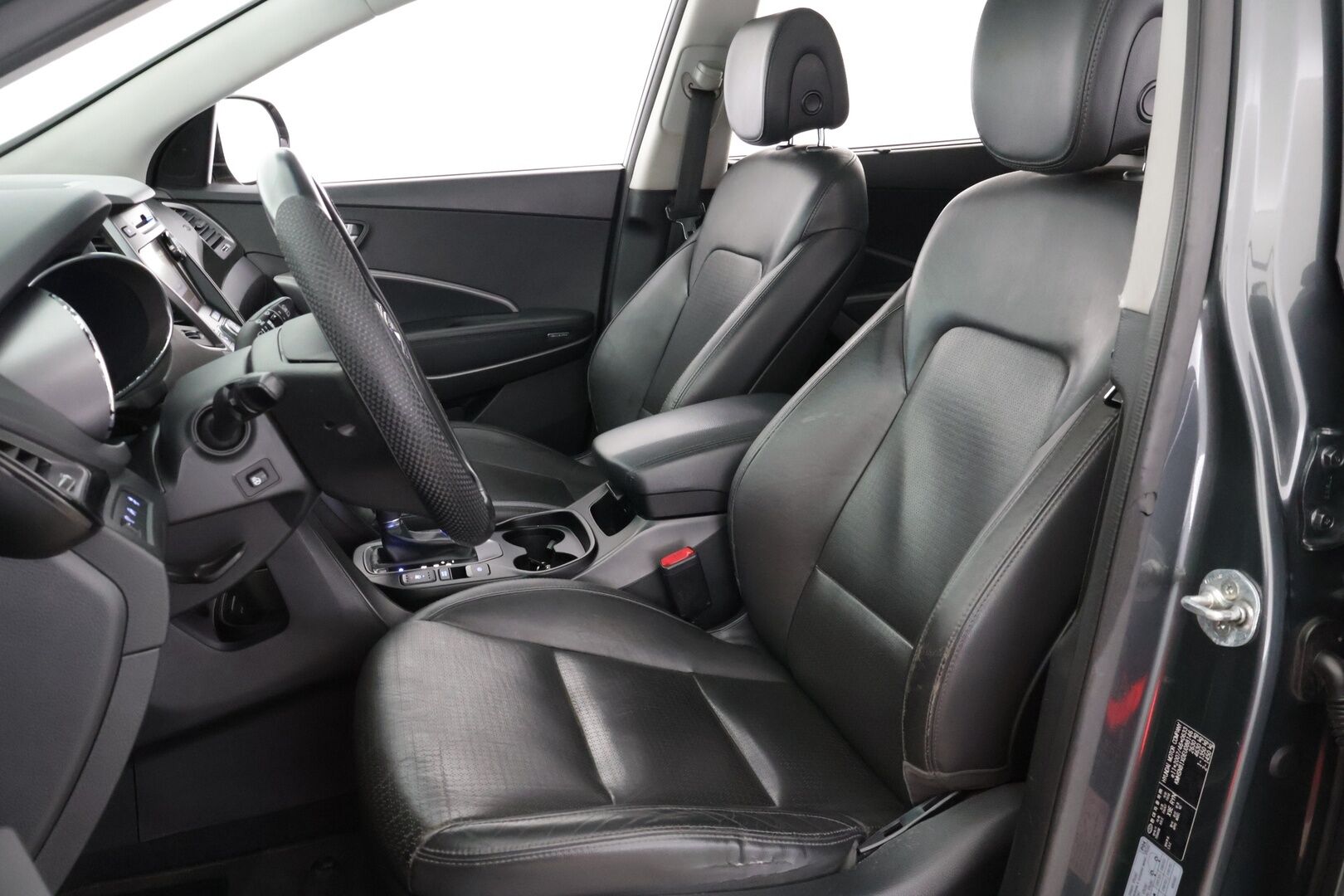 Hyundai Grand Santa Fe 2015 4WD 2,2 CRDi 145kW 6AT Premium 7-paikkainen - ** Vakkari / Muistipenkki / Nahat / Panorama / Koukku / 7-p **