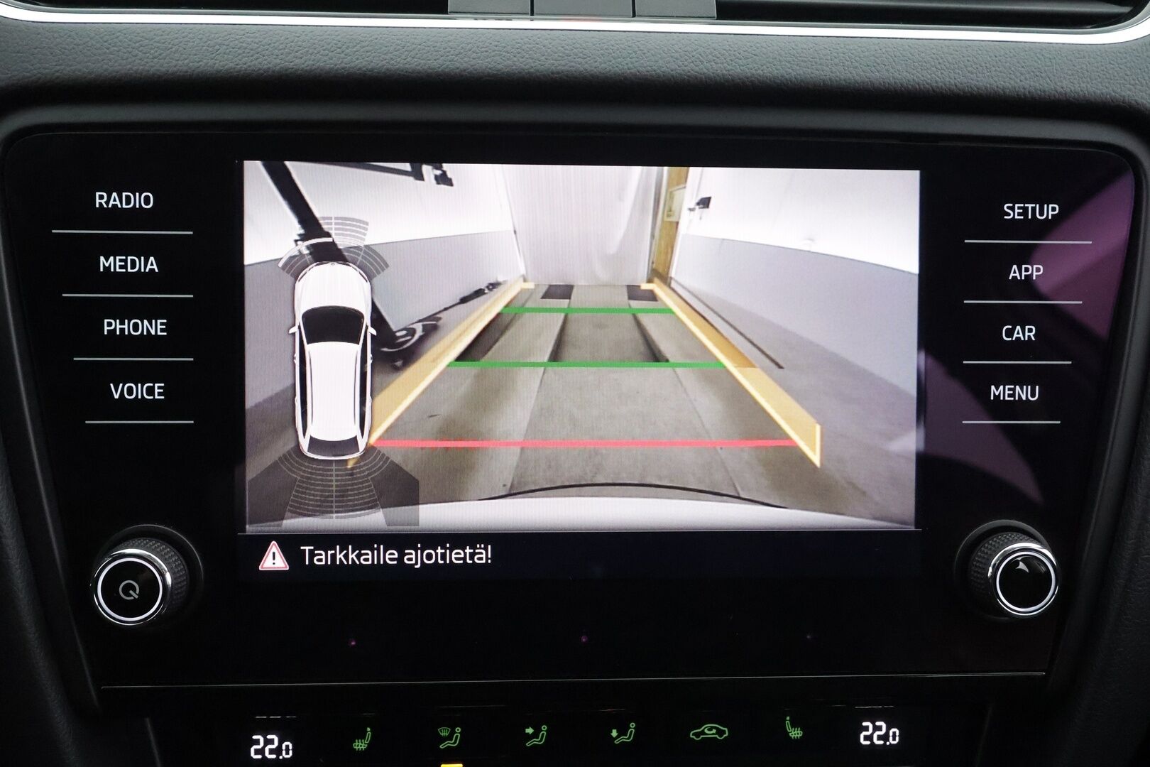 Skoda Octavia 2018 Combi 2,0 TDI 150 4x4 Style * Webasto / P.kamera / LED / Sähköluukku / Keyless / Vakkari / Ratinlämmitin * - 1.Om Suomi-auto / Kahdet renkaat aluvanteilla / Huippusiisti