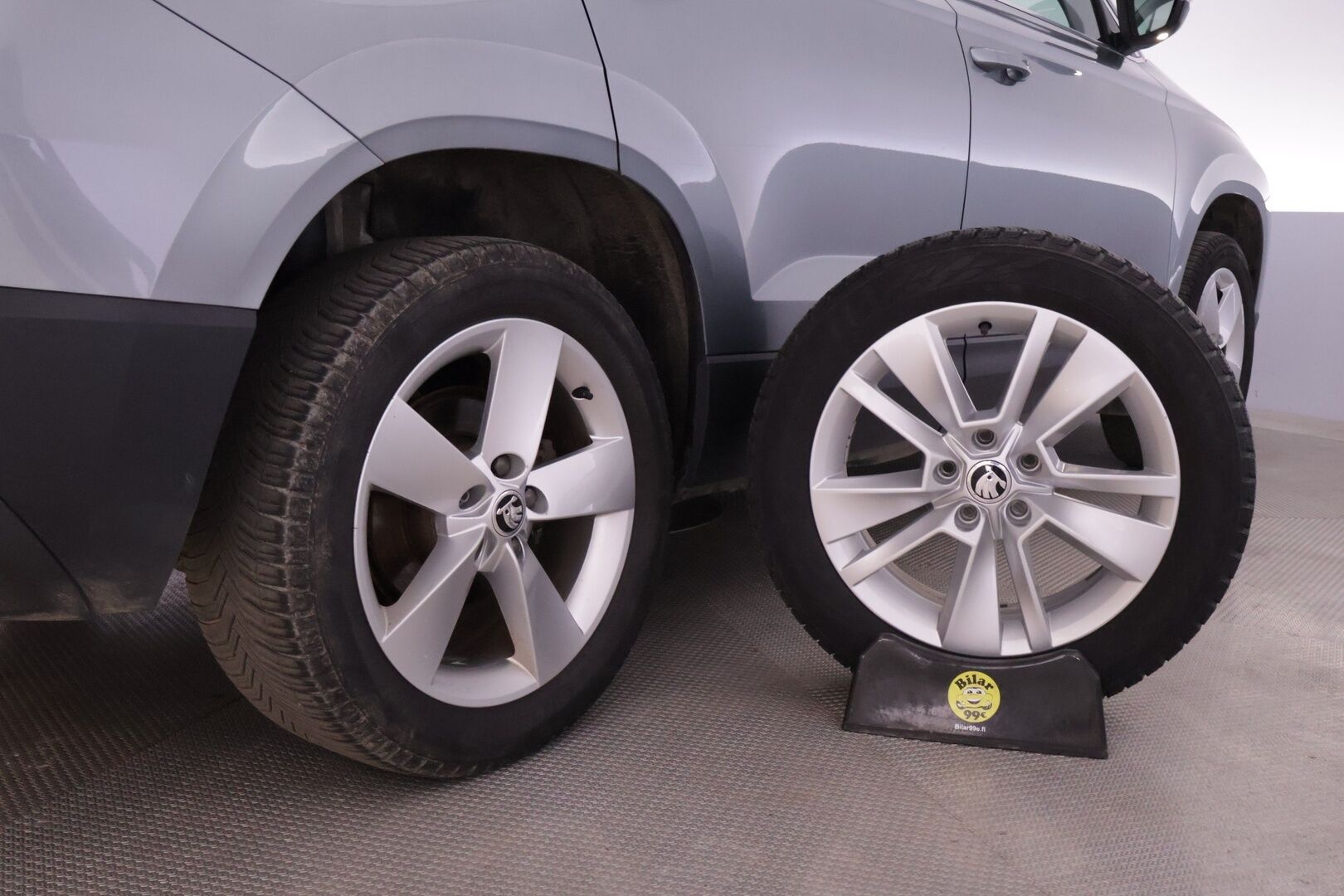 Skoda Karoq 2018 2,0 TDI 150 4x4 Style DSG - | Webasto | ACC | Koukku | Peruutuskamera | LED-valot | Kaukovaloautomatiikka | Tutkat |