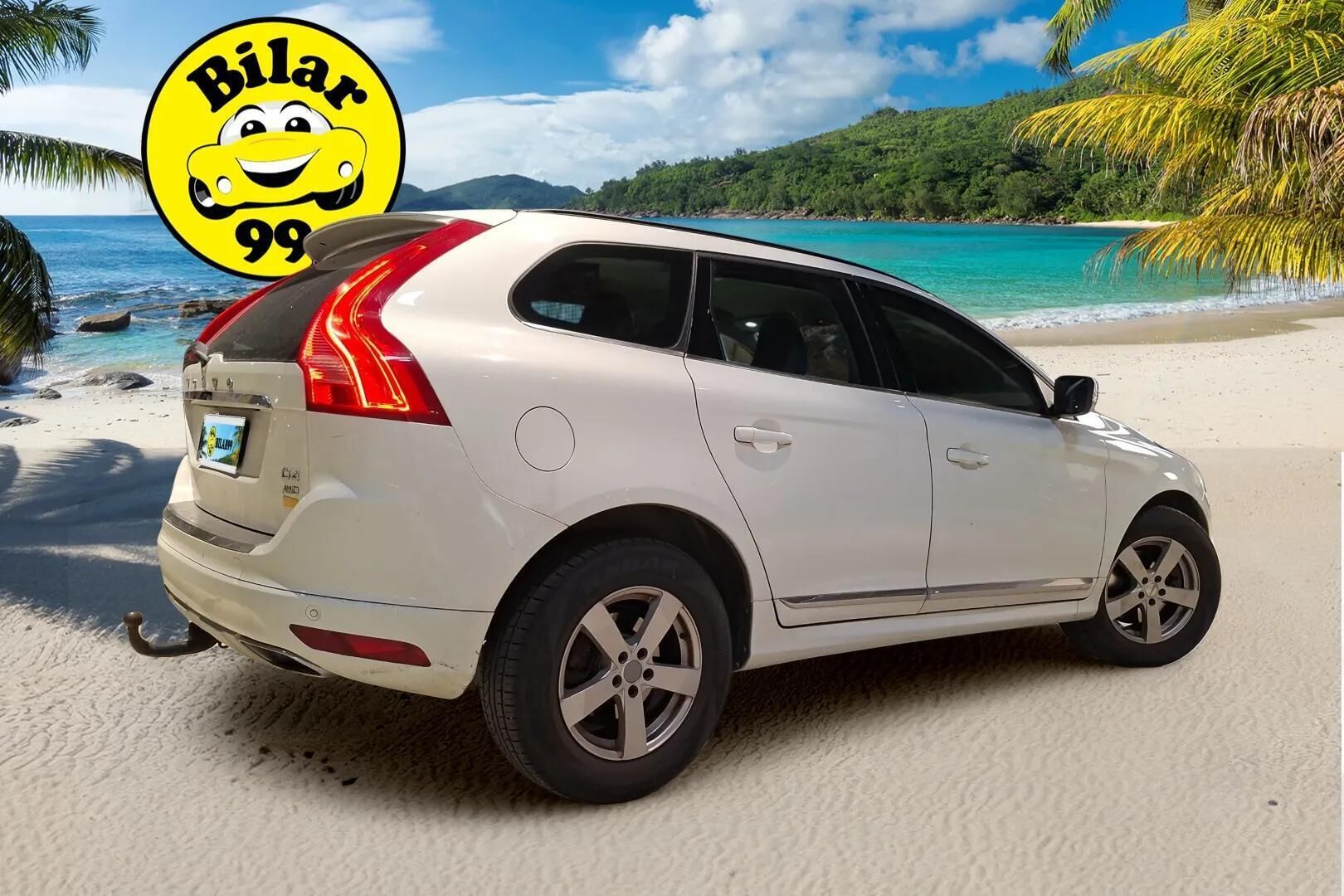 Volvo XC60 2016 D4 AWD Momentum aut - Webasto | Vetokoukku | Vakkari | Puolinahat | Navigointi | Ratinlämmitin  LED-lisävalo | Juuri saapunut!