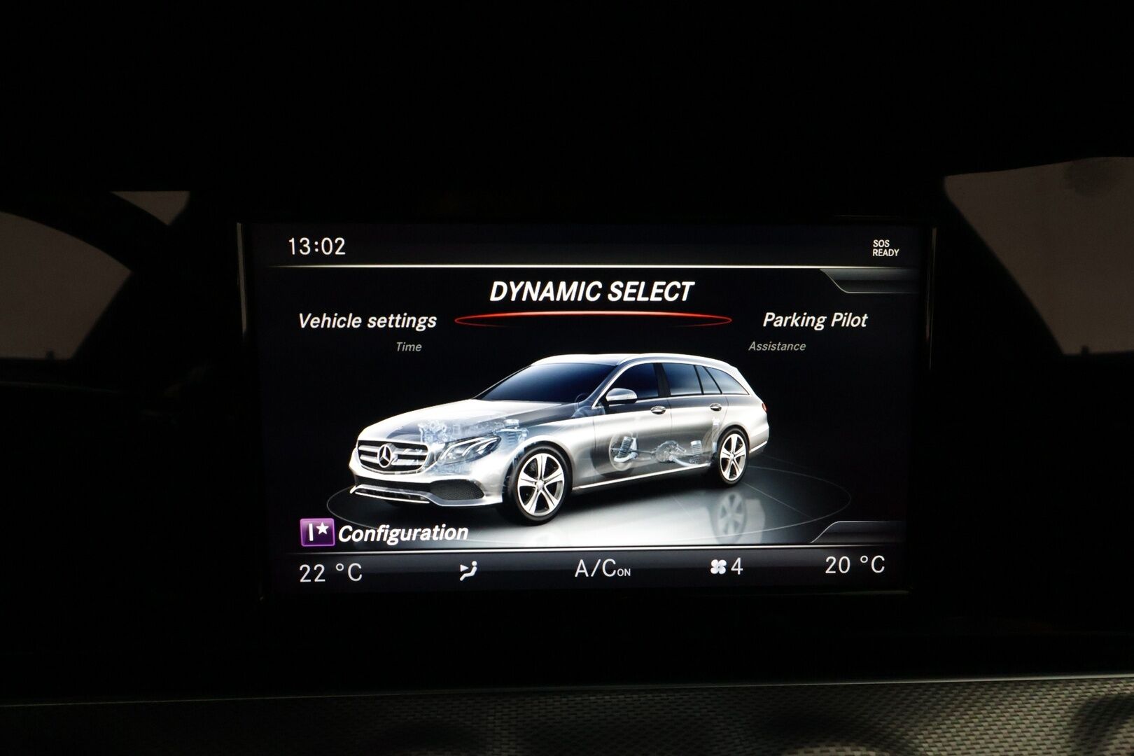 Mercedes-Benz E 2016 220d T A Premium Business AMG **Vakkari / Koukku / 360° / Burmester / Nahka-Alcantara / Multibeam LED**