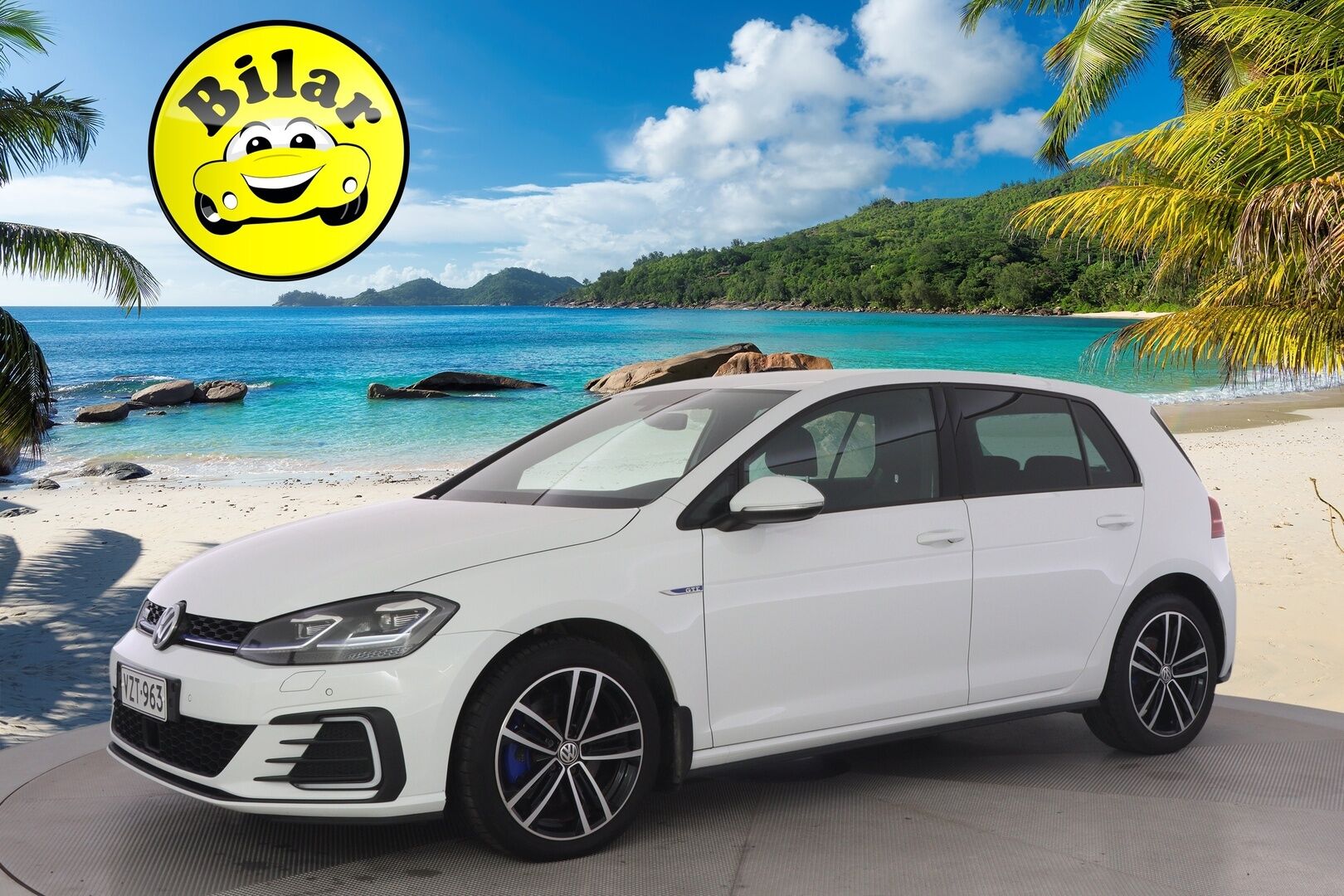 Volkswagen Golf 2018 GTE Plug-In Hybrid 150 kW (204 hv) DSG-automaatti - ACC / Kamera / Ambient / Digimittari / Suomi-auto / Webasto / 2x renkaat 