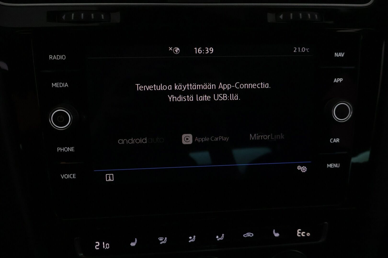 Volkswagen Golf 2018 GTE Plug-In Hybrid 150 kW (204 hv) DSG-automaatti - ACC / Kamera / Ambient / Digimittari / Suomi-auto / Webasto / 2x renkaat 