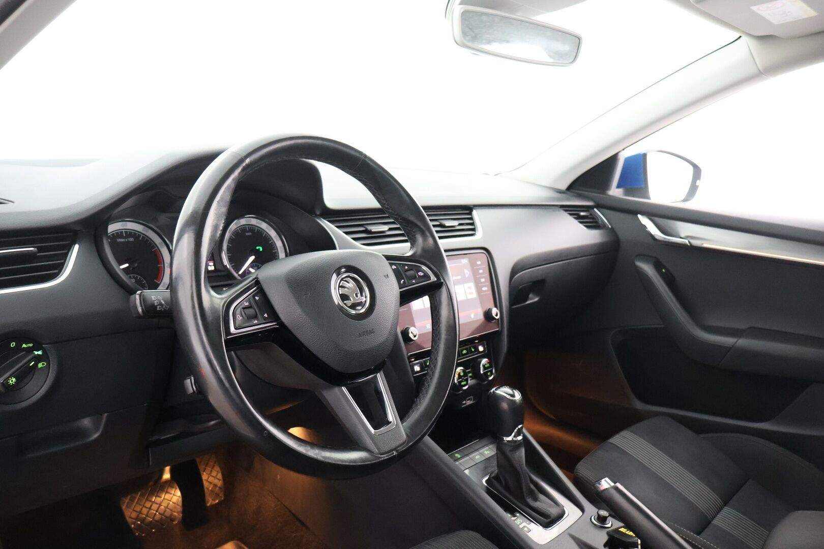 Skoda Octavia 2018 Combi 1,5 TSI Style DSG Autom. - | 1-Om. Suomi-auto | ACC | Webasto | P.kamera | Koukku | LED | BLIS | Keyless | Talvipaketti | Hihna tehty 2024 |