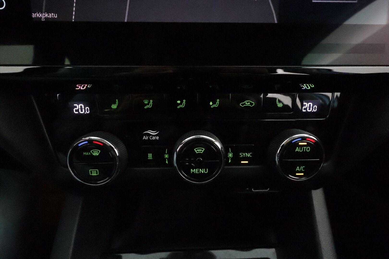 Skoda Octavia 2018 Combi 2,0 TDI 184 4x4 Scout DSG Autom. **Muistipenkki / Adapt.vakkari / Koukku / Webasto / LED / Navi / KeylessGo** - 1.om Suomi-auto / P.kamera / Kahdet renkaat aluvanteilla / Tuulilasin lämmitin / Penkinlämmittimet takana / Ratinlämmitin 