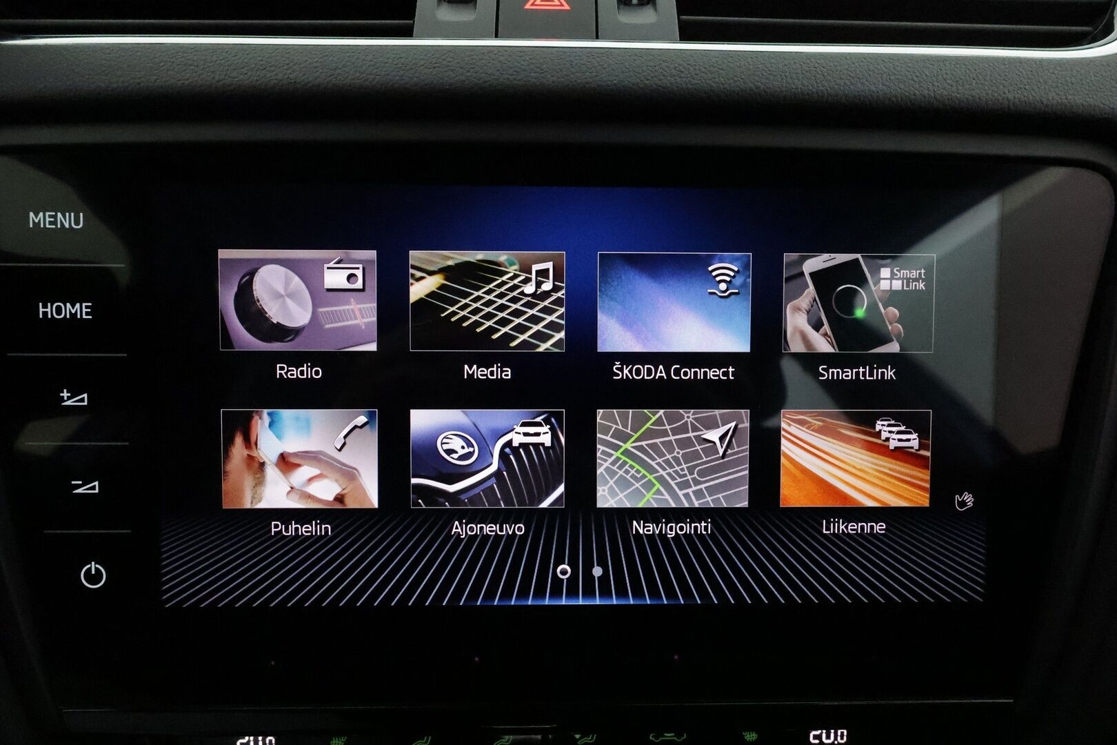 Skoda Octavia 2018 Combi 2,0 TDI 184 4x4 Scout DSG Autom. **Muistipenkki / Adapt.vakkari / Koukku / Webasto / LED / Navi / KeylessGo** - 1.om Suomi-auto / P.kamera / Kahdet renkaat aluvanteilla / Tuulilasin lämmitin / Penkinlämmittimet takana / Ratinlämmitin 