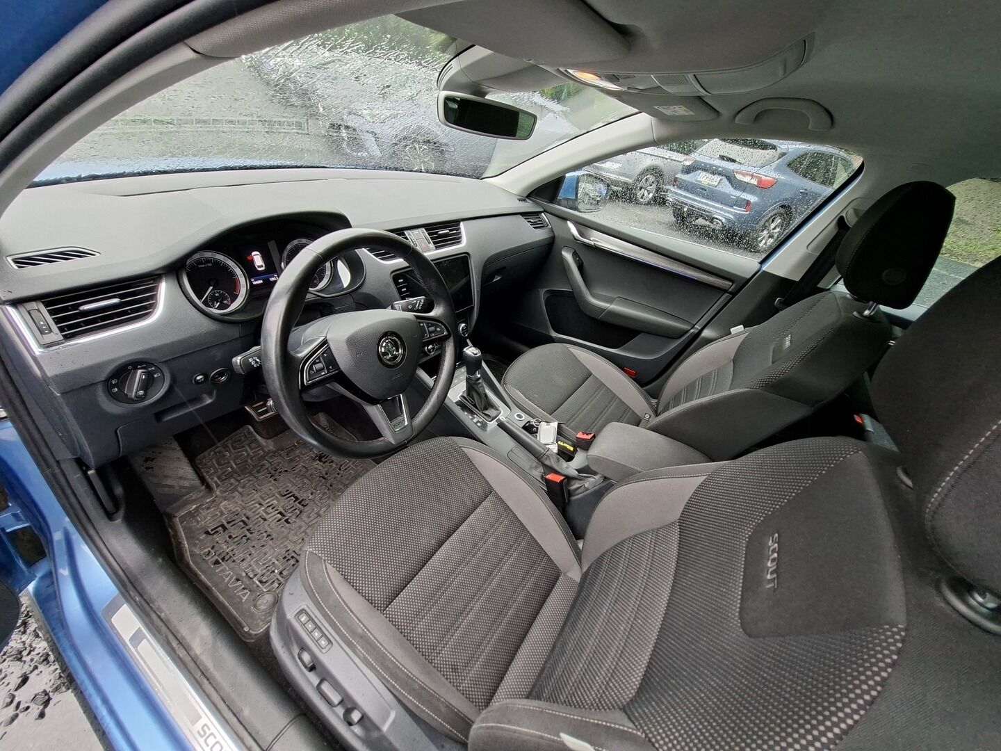 Skoda Octavia 2018 Combi 2,0 TDI 184 4x4 Scout DSG Autom. ** Muistipenkki / Adapt.vakkari / Webasto / Koukku / TULOSSA!** - 1.om Suomi-auto / P-Kamera / Keyless / Navi