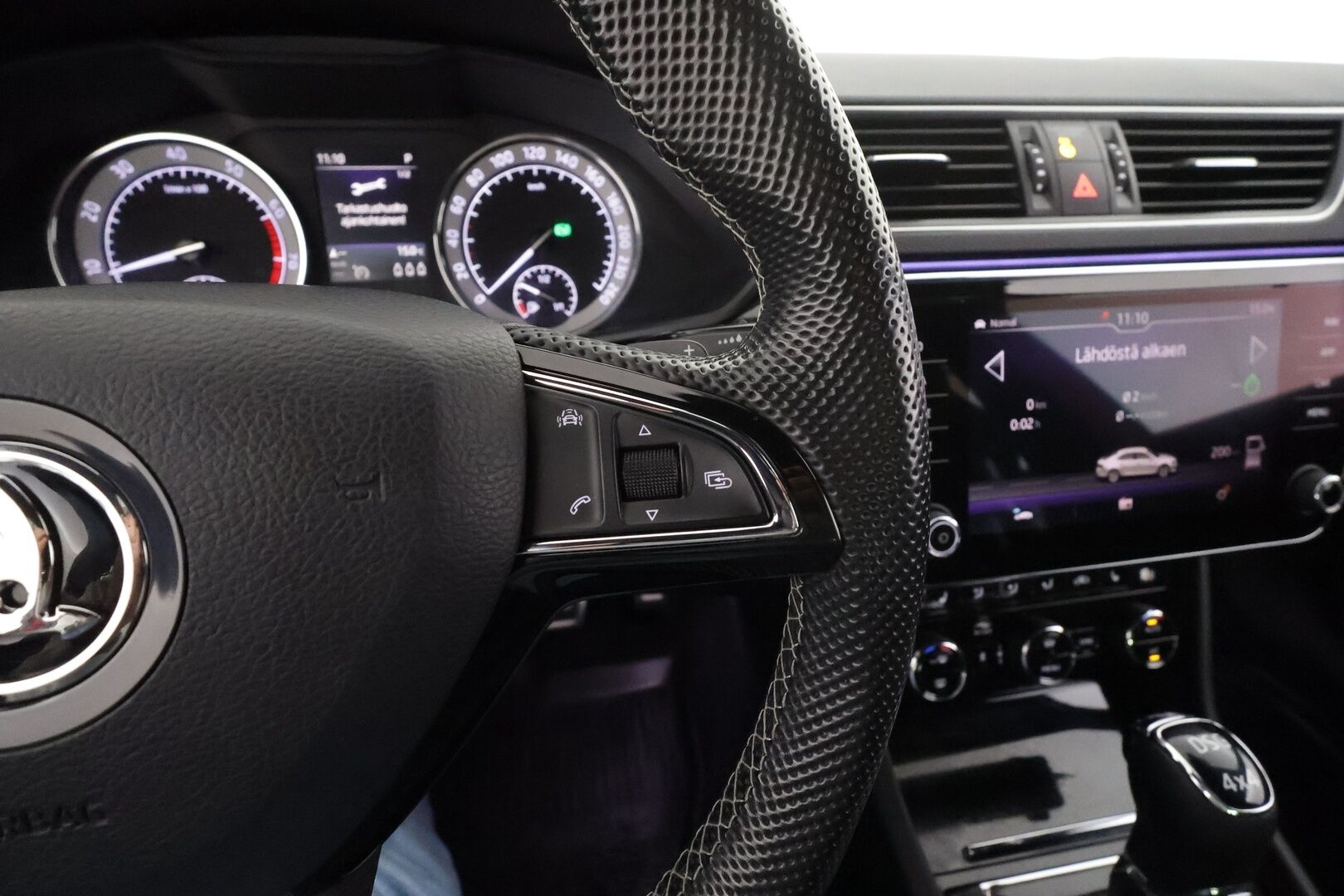 Skoda Superb 2018 2,0 TSI 280 4x4 SportLine DSG Autom. *ACC / Webasto / Canton / P-Kamera / Muistipenkki / Koukku* - Suomi-auto / Kahdet Renkaat