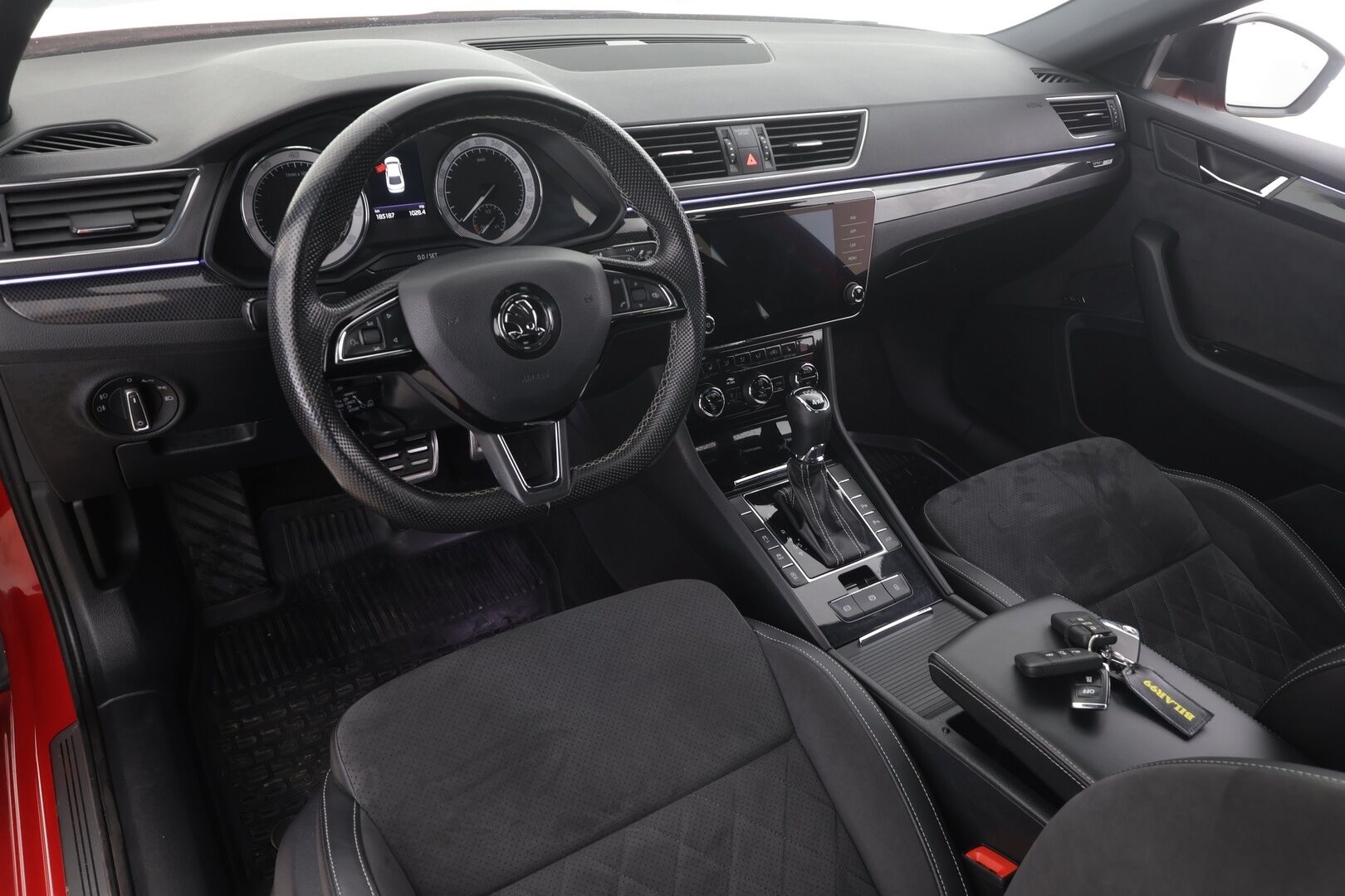 Skoda Superb 2018 2,0 TSI 280 4x4 SportLine DSG Autom. *ACC / Webasto / Canton / P-Kamera / Muistipenkki / Koukku* - Suomi-auto / Kahdet Renkaat