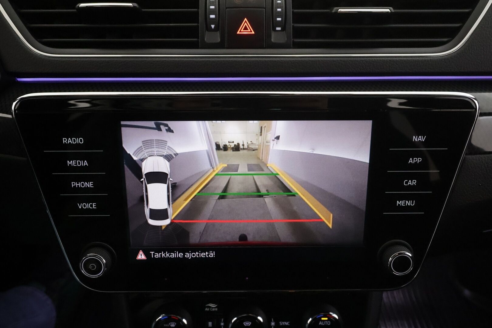 Skoda Superb 2018 2,0 TSI 280 4x4 SportLine DSG Autom. *ACC / Webasto / Canton / P-Kamera / Muistipenkki / Koukku* - Suomi-auto / Kahdet Renkaat