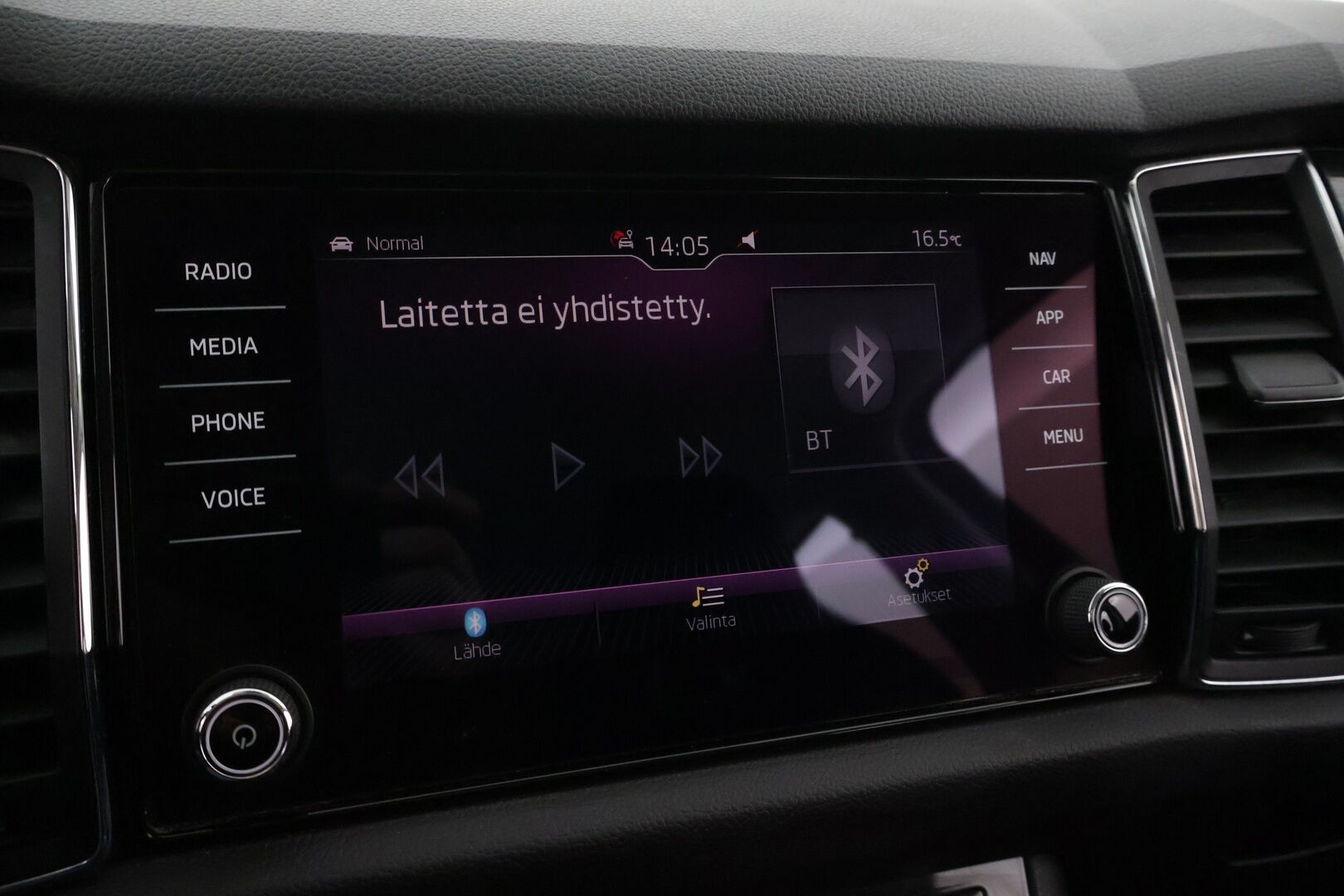 Skoda Kodiaq 2018 2,0 TDI 150 4x4 Style DSG Autom. *Webasto / Canton / Muistinahat / Adapt. Vakkari / Koukku / Tutkat* - 1-om. Suomi-auto! / 2x aluvanteet / Lämmitettävä tuulilasi