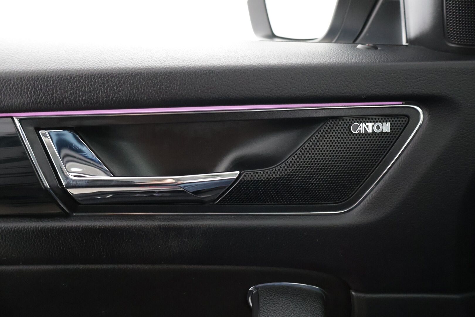 Skoda Kodiaq 2018 2,0 TDI 150 4x4 Style DSG Autom. *Webasto / Canton / Muistinahat / Adapt. Vakkari / Koukku / Tutkat* - 1-om. Suomi-auto! / 2x aluvanteet / Lämmitettävä tuulilasi