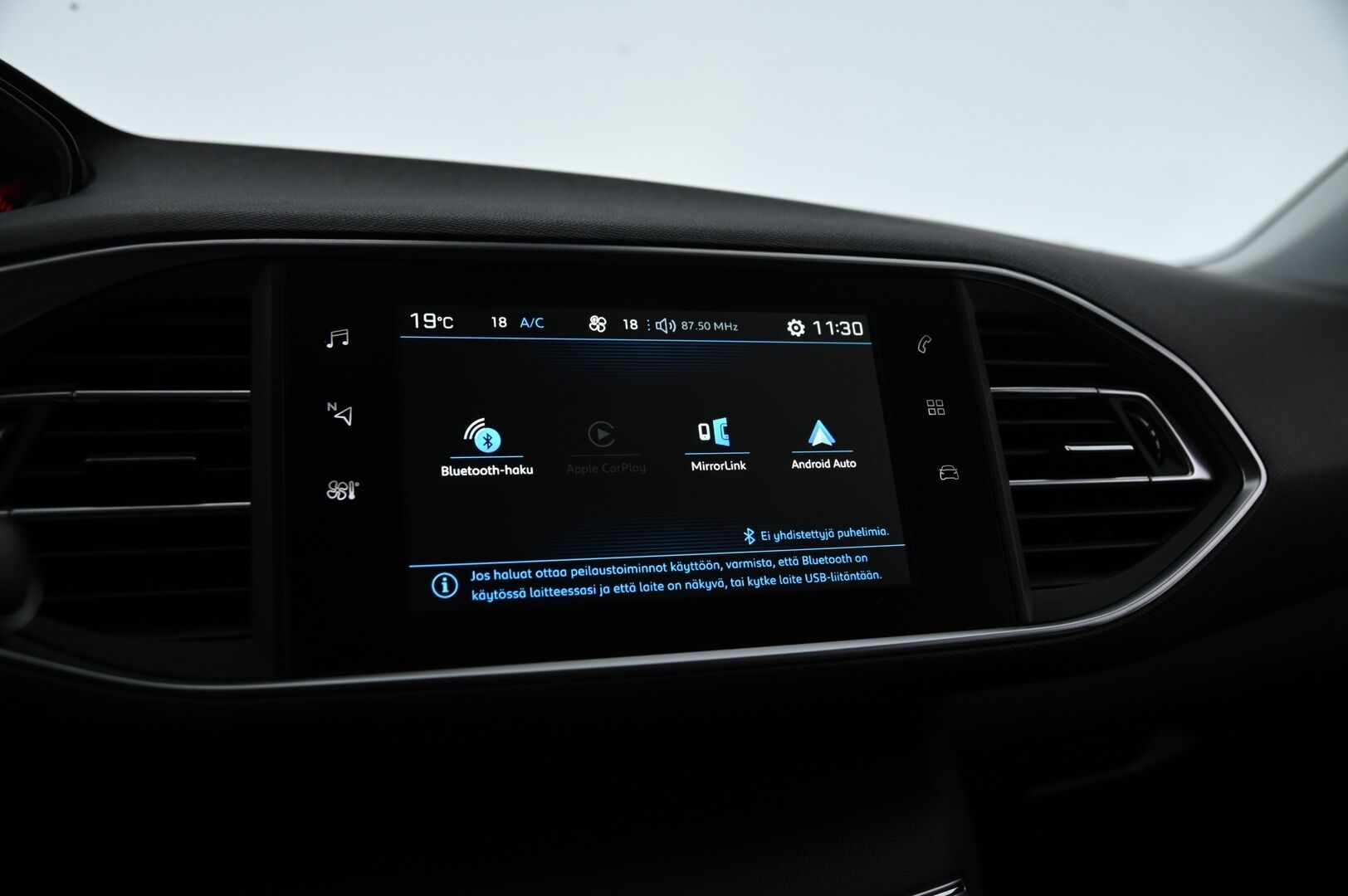 Peugeot 308 2018 SW Allure PureTech 130 EAT8-automaatti - *Vakkari / Lohko.S.Pistoke / Led / KeyLessGo / AppConnect*