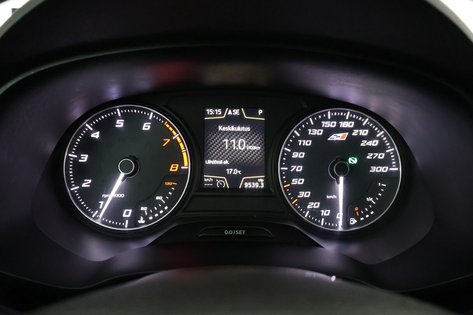 Seat Leon 2016 2,0 TSI 290 Cupra DSG - ACC | Tutkat | LED | Sporttipenkit | Lasikattoluukku | Kaukovaloautomatiikka | Huoltokirja | 2x renkaat - KORKO VAIN 3,99 %